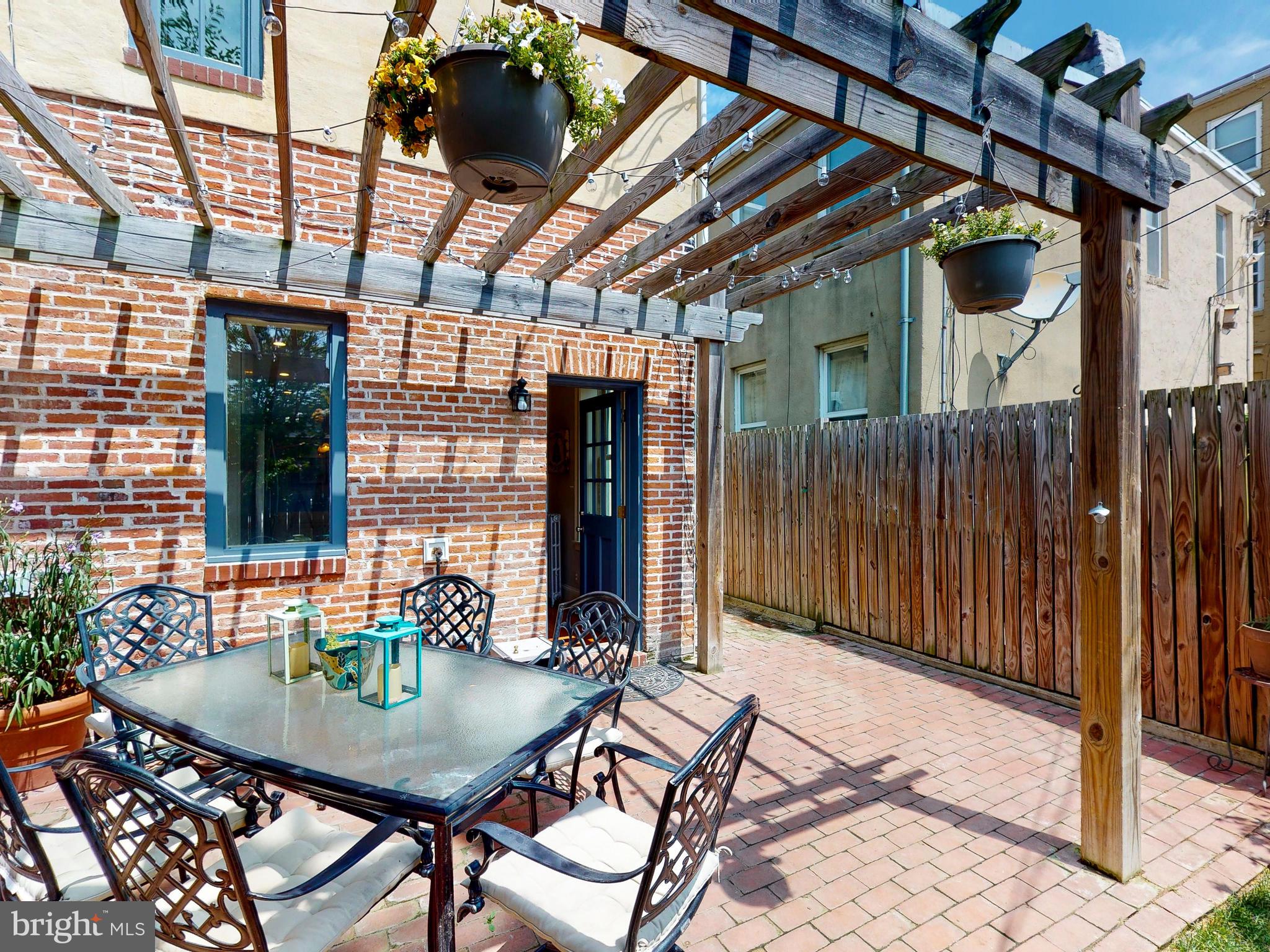 BUTCHER'S HILL - Residential