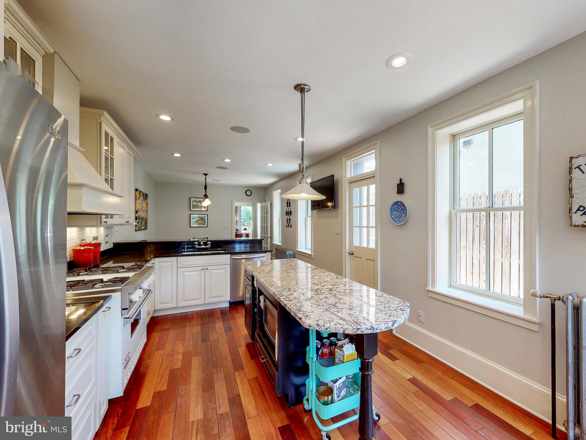 BUTCHER'S HILL - Residential