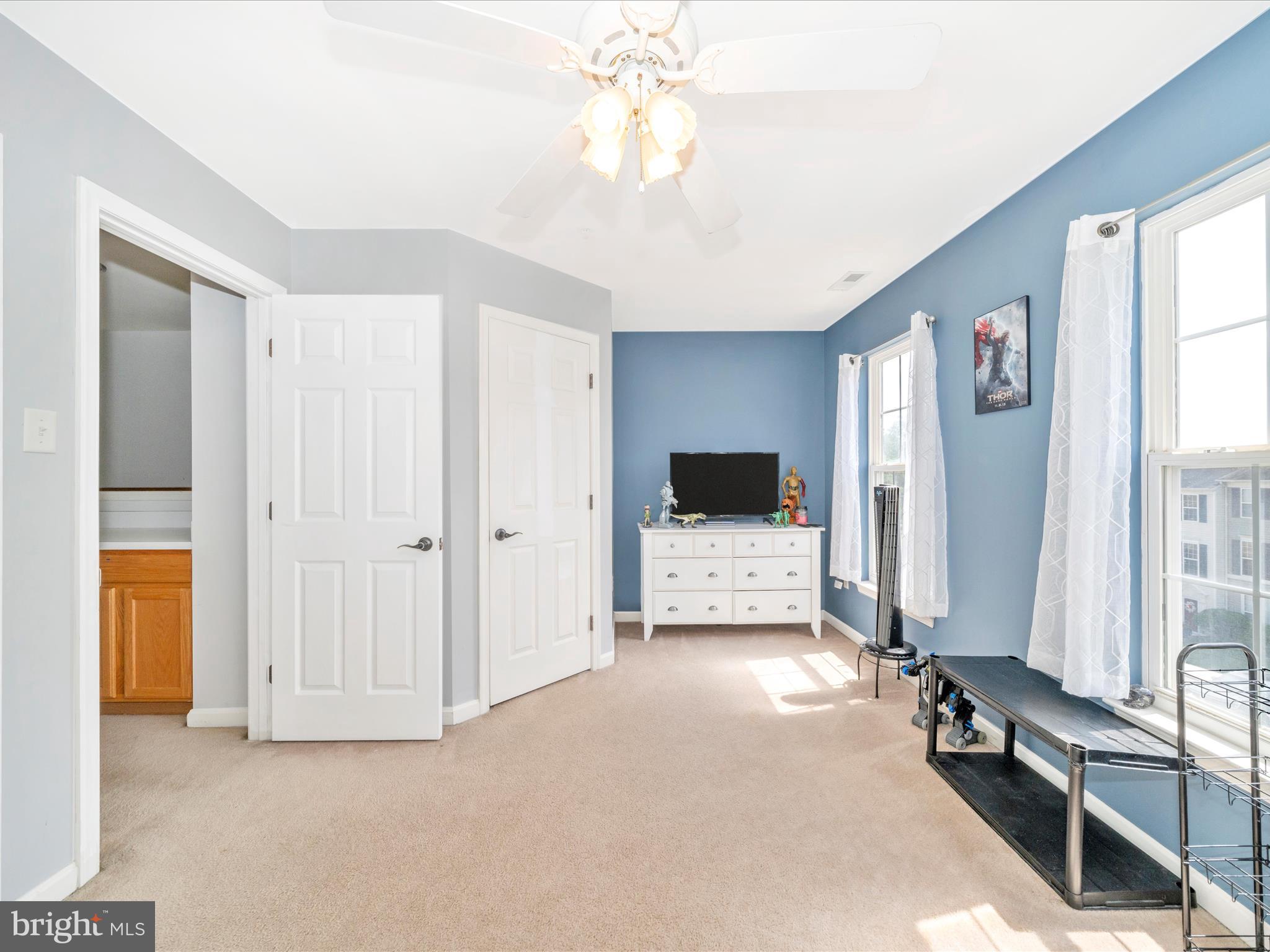 OVERLOOK - Residential