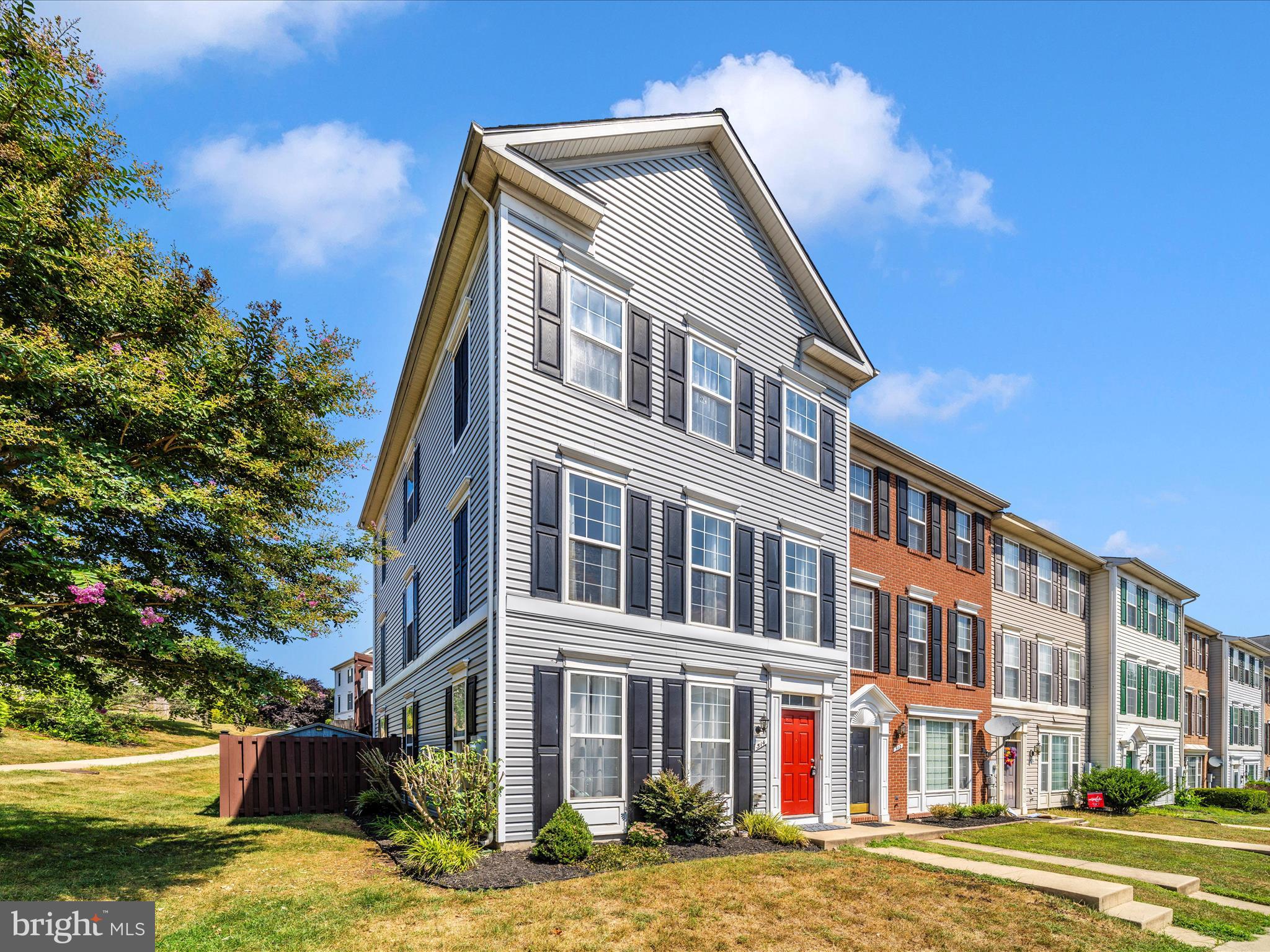 OVERLOOK - Residential