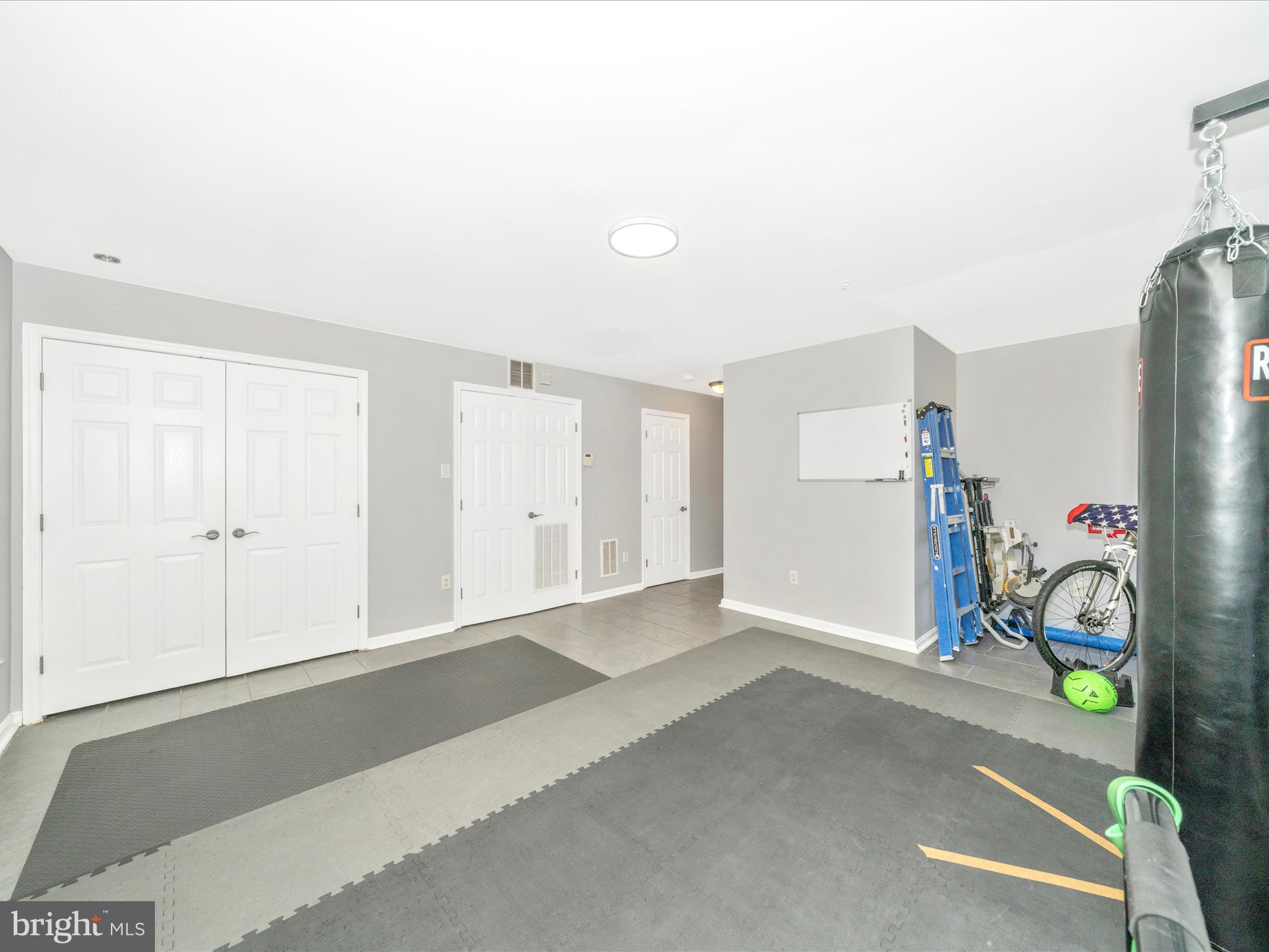 OVERLOOK - Residential