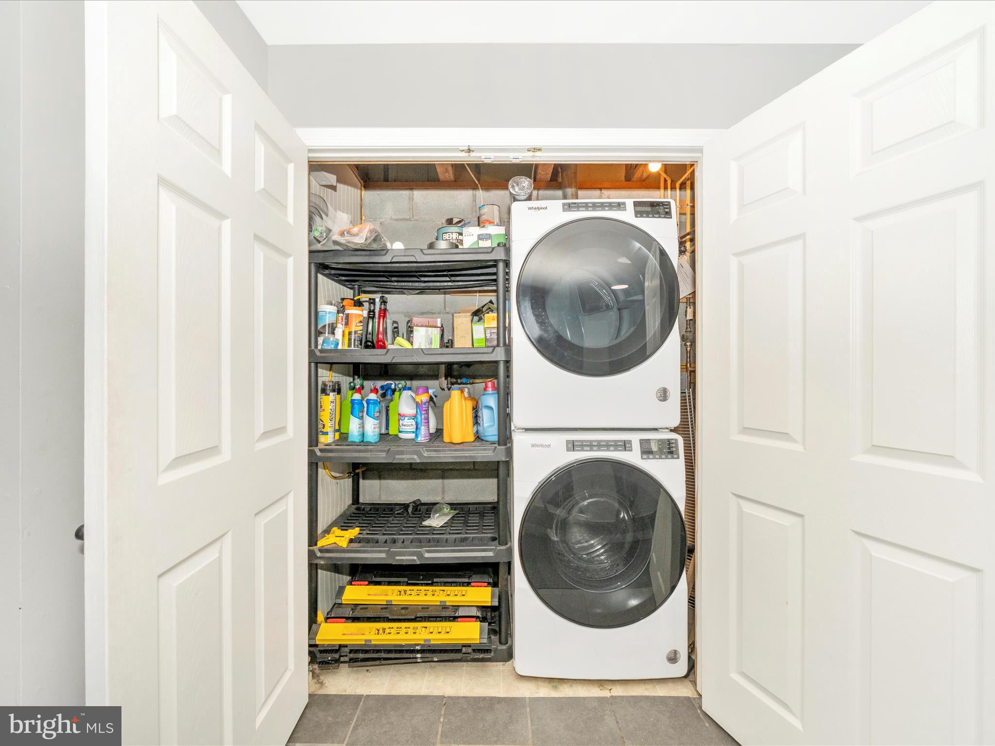 OVERLOOK - Residential