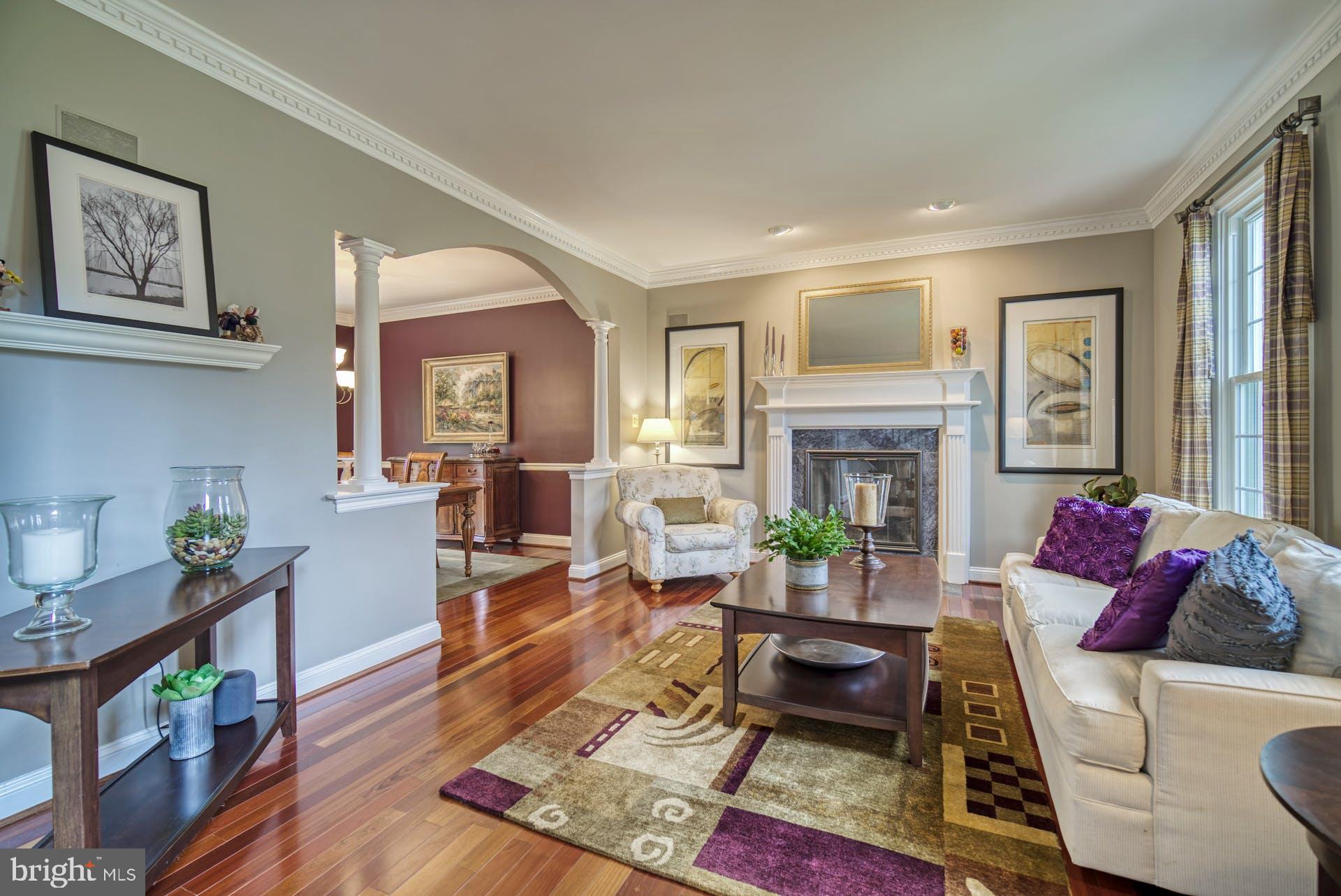 HAMPTON CHASE - Residential