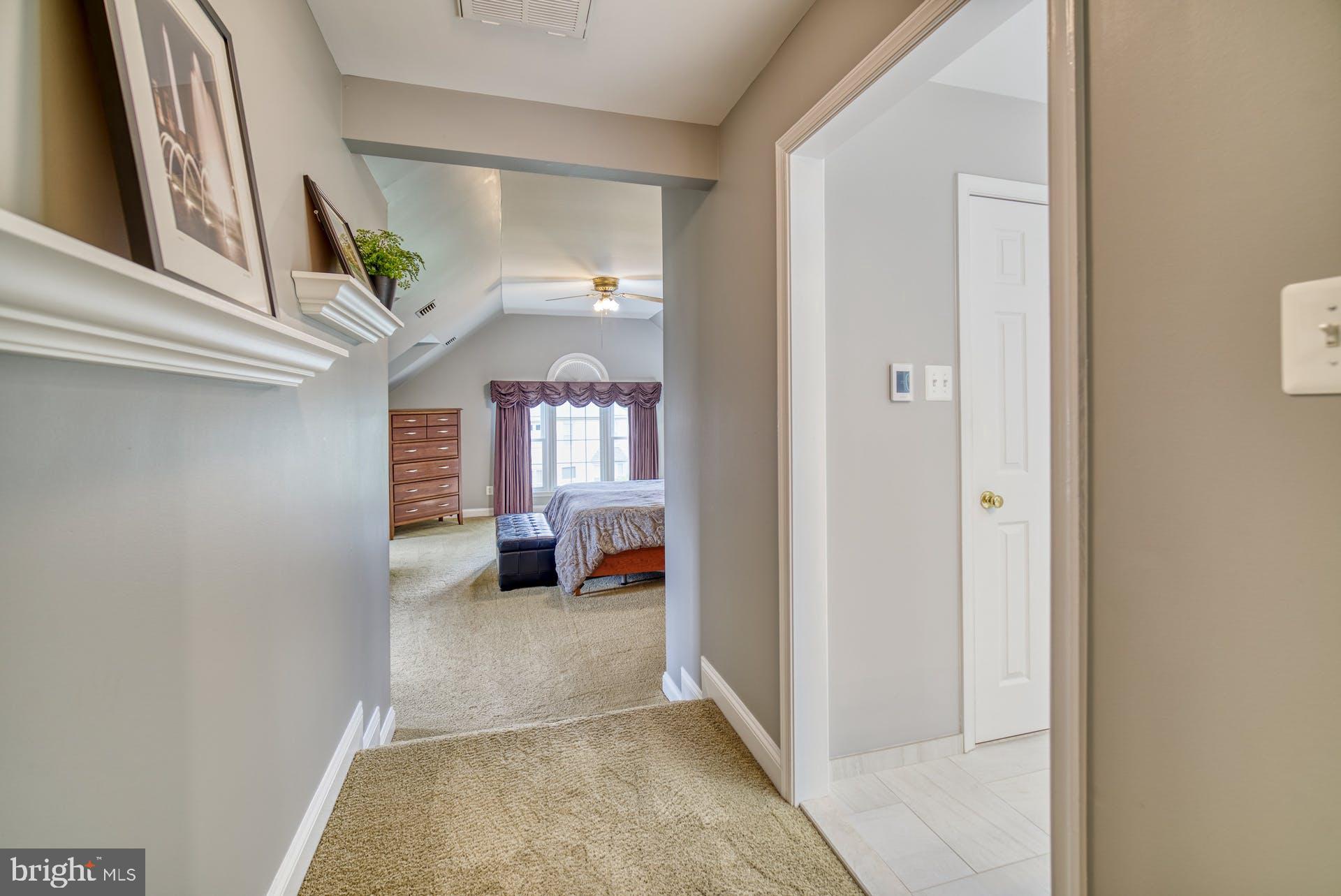 HAMPTON CHASE - Residential