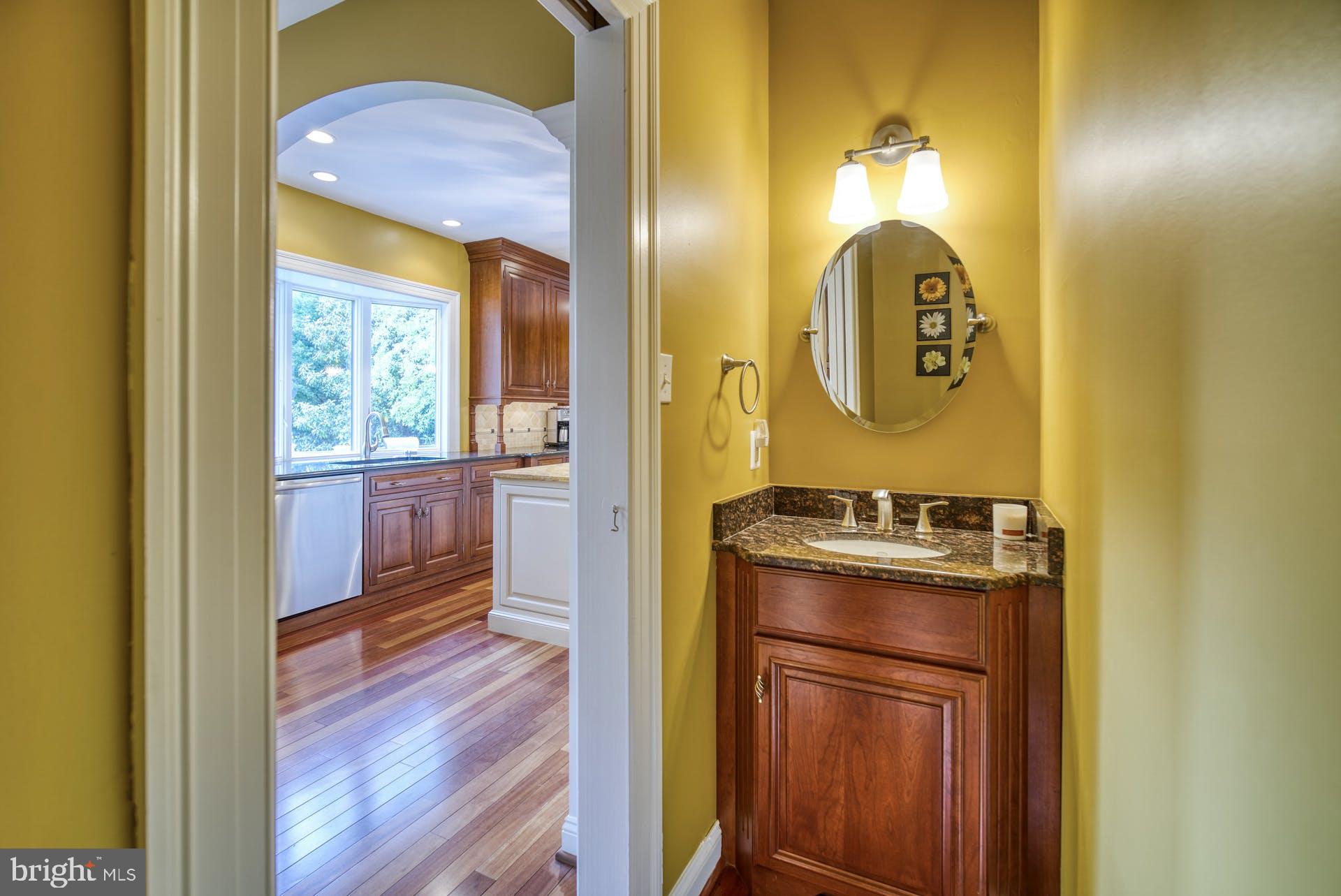 HAMPTON CHASE - Residential