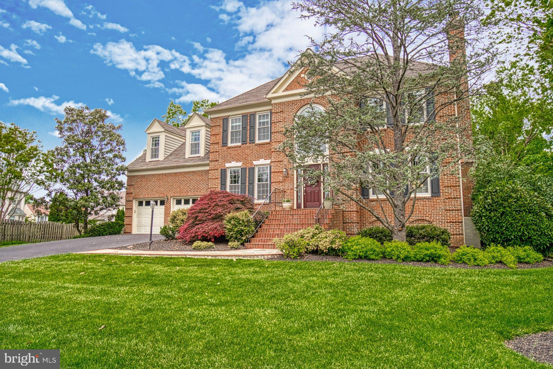 HAMPTON CHASE - Residential