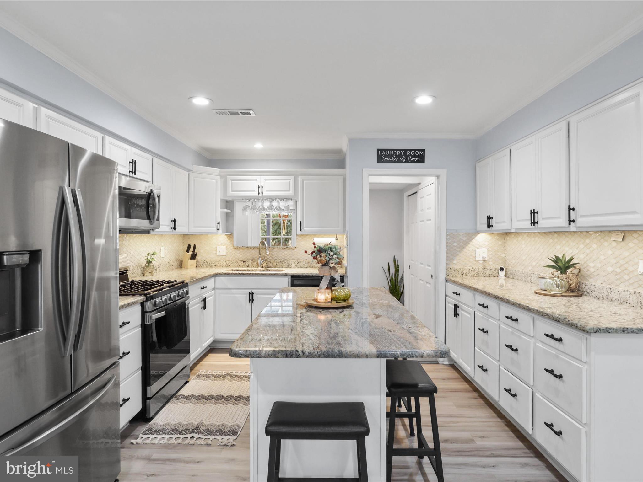 DALE CITY - Residential