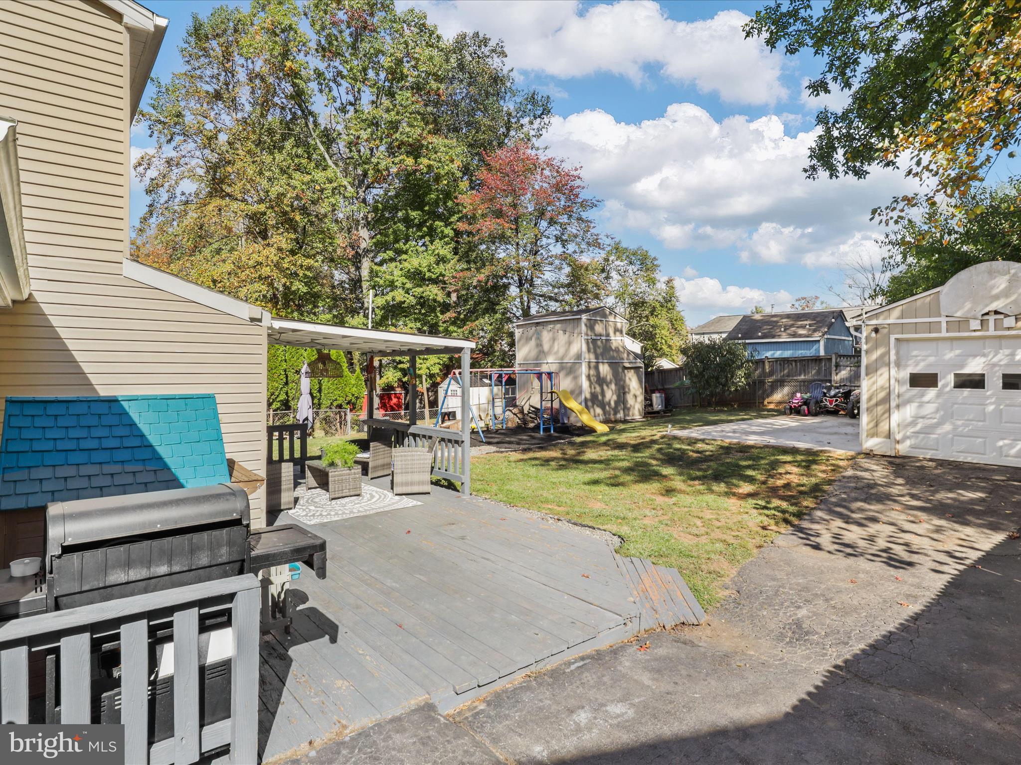 DALE CITY - Residential