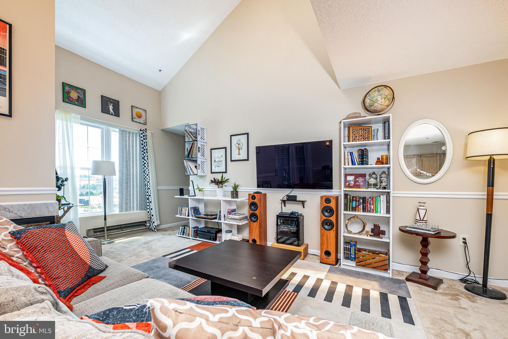 HILLWOOD - Residential