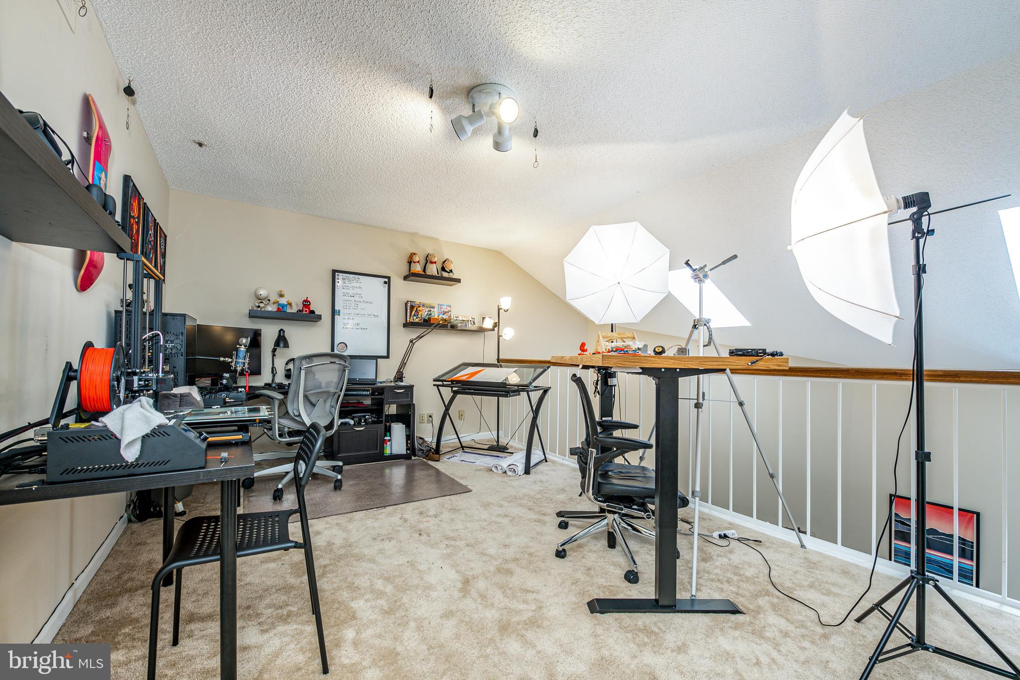 HILLWOOD - Residential