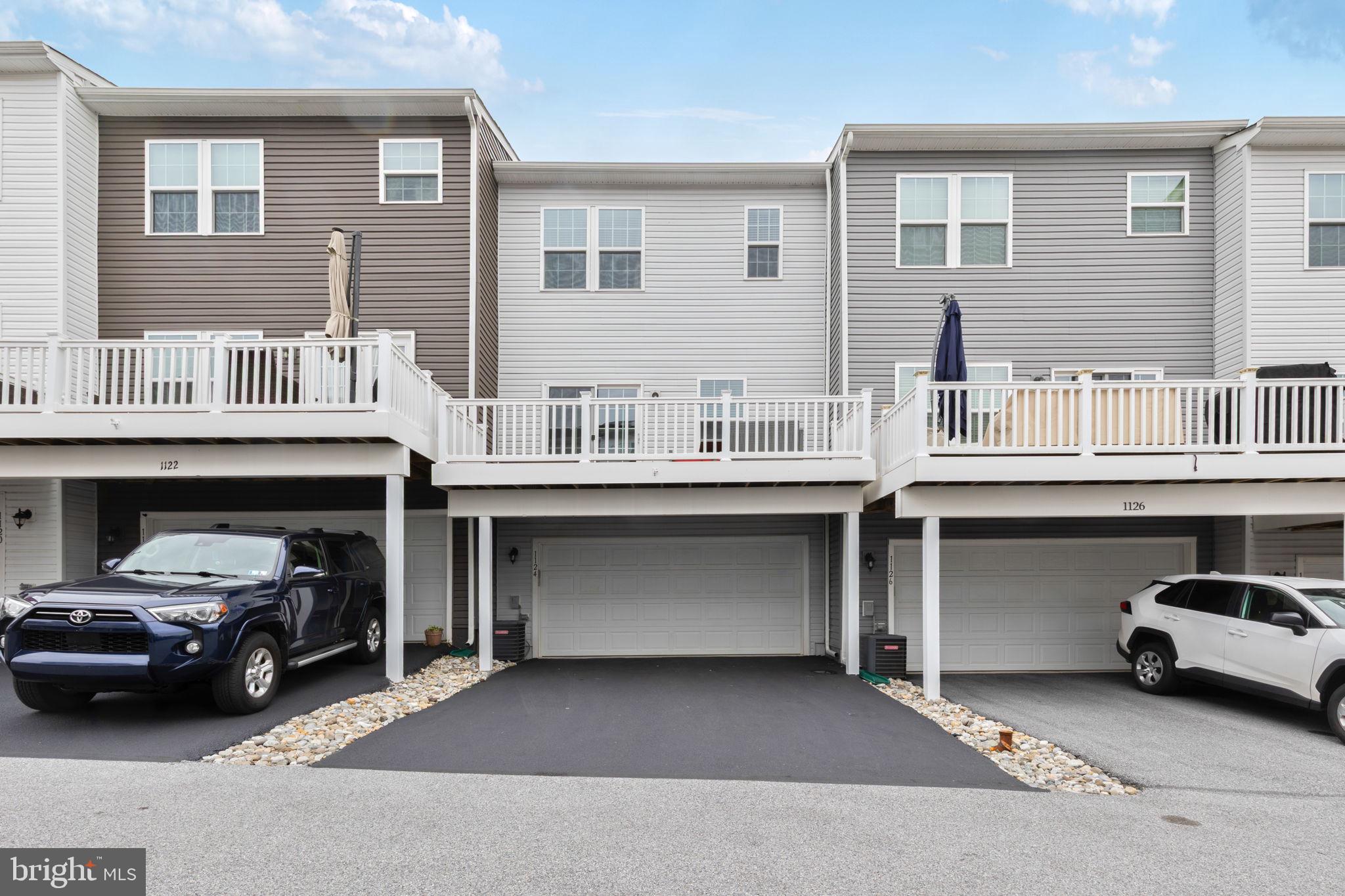 FILLMORE VILLAGE - Residential