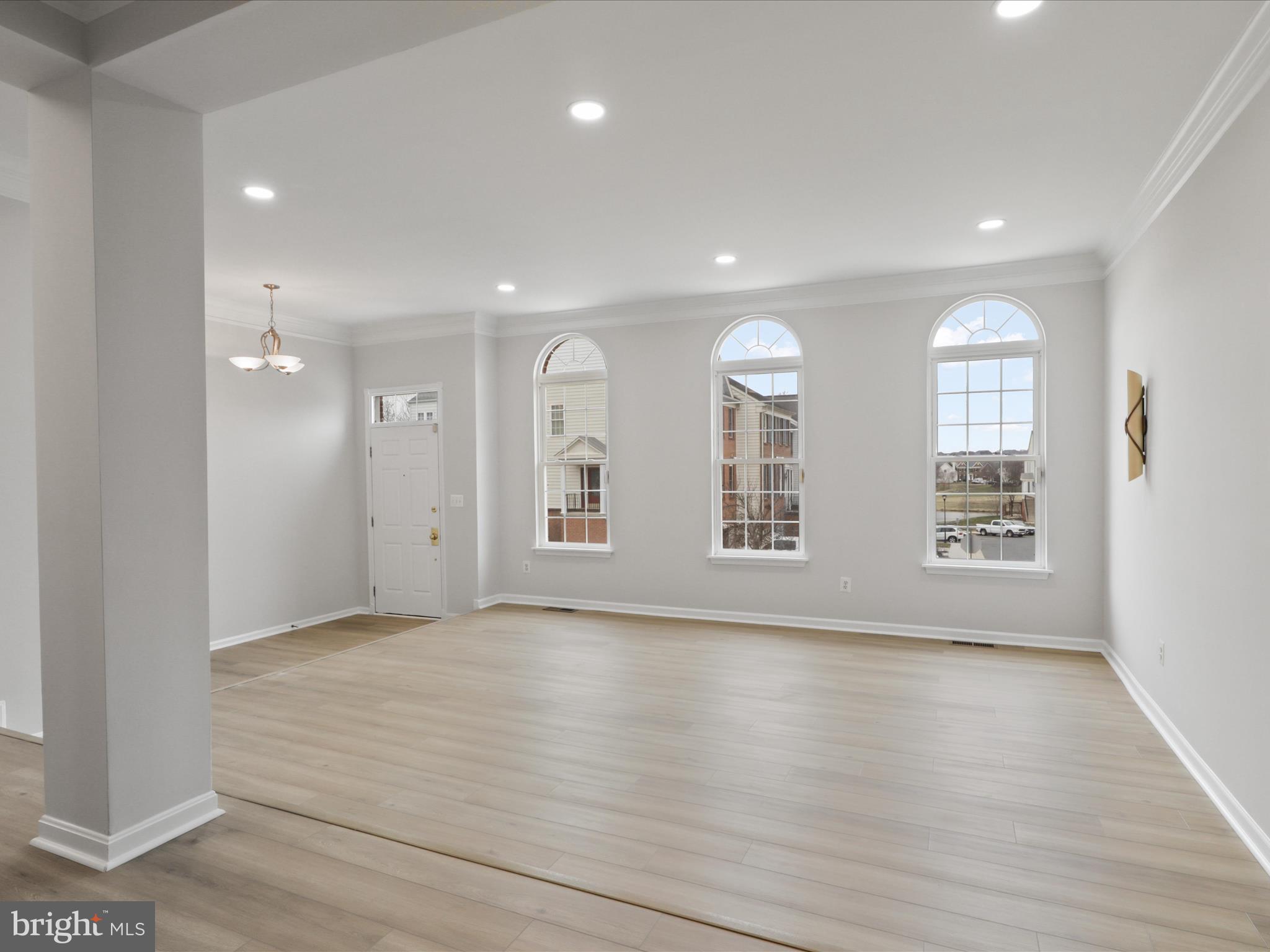 LOUDOUN VALLEY ESTATES - Residential