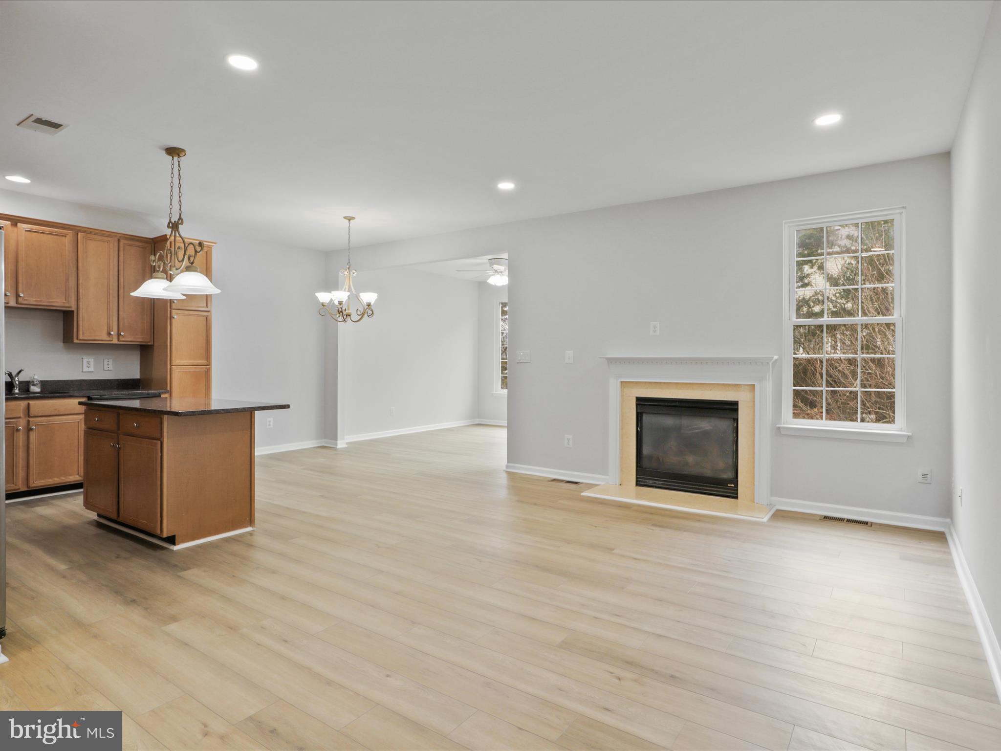 LOUDOUN VALLEY ESTATES - Residential