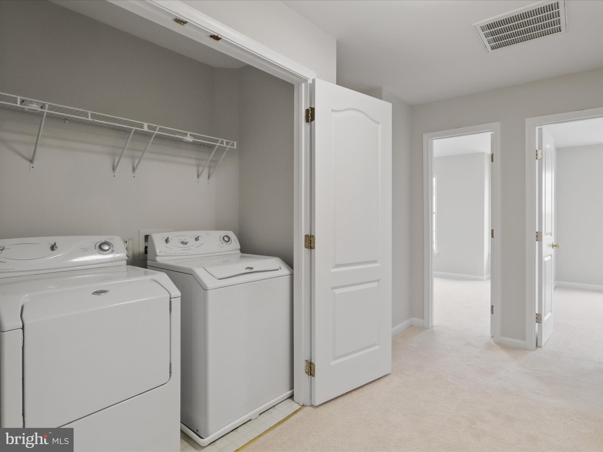 LOUDOUN VALLEY ESTATES - Residential