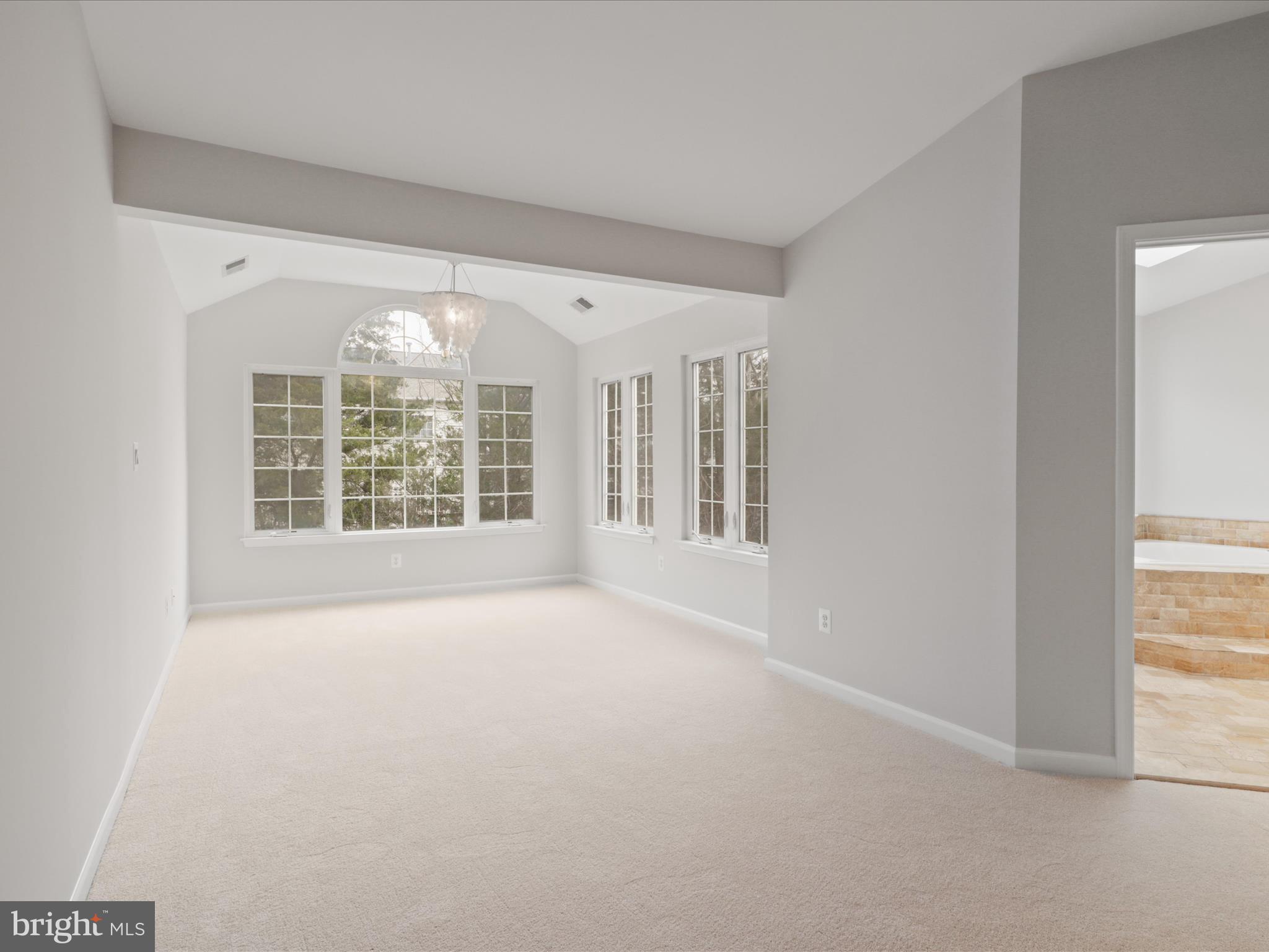 LOUDOUN VALLEY ESTATES - Residential