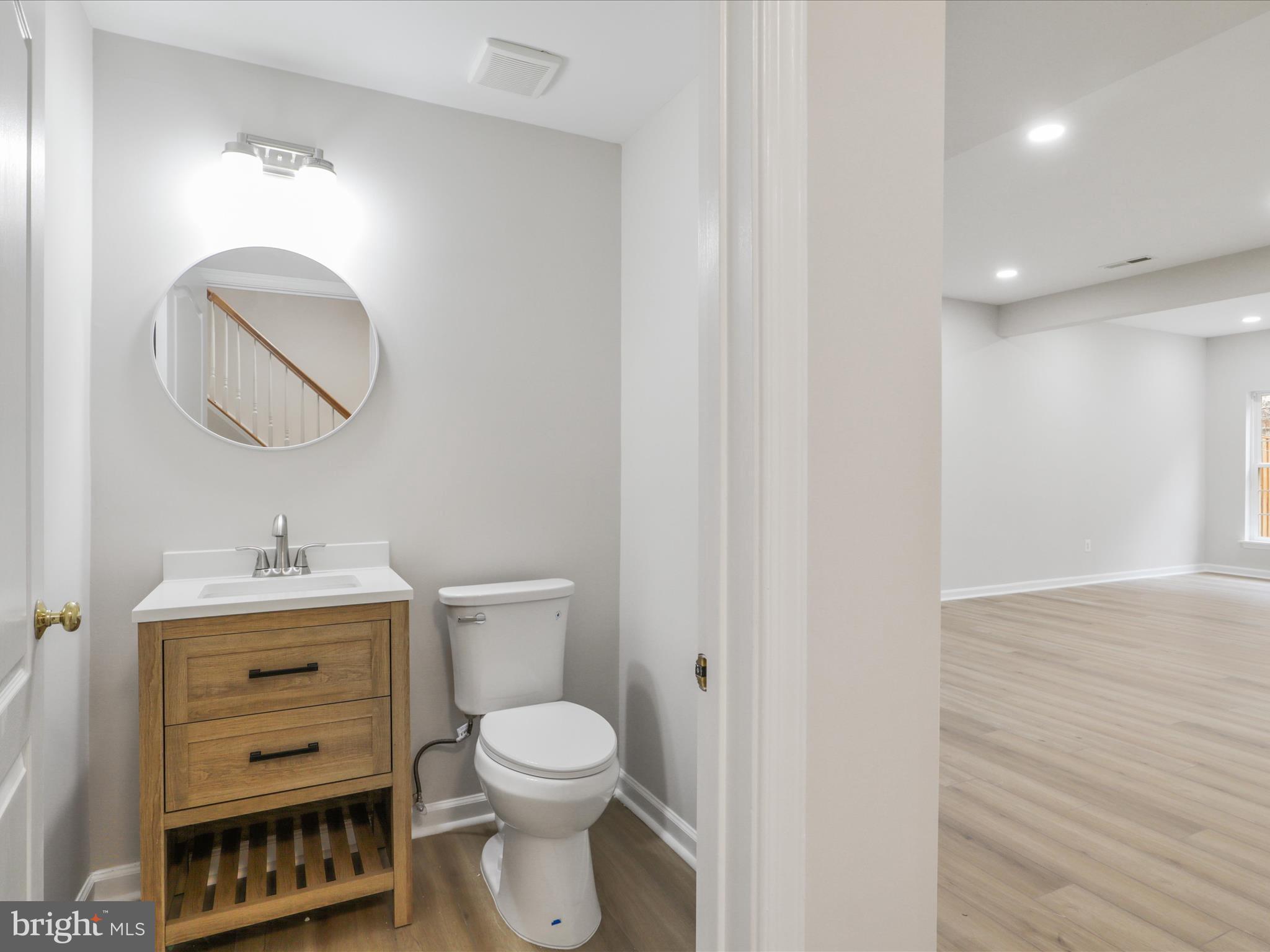 LOUDOUN VALLEY ESTATES - Residential