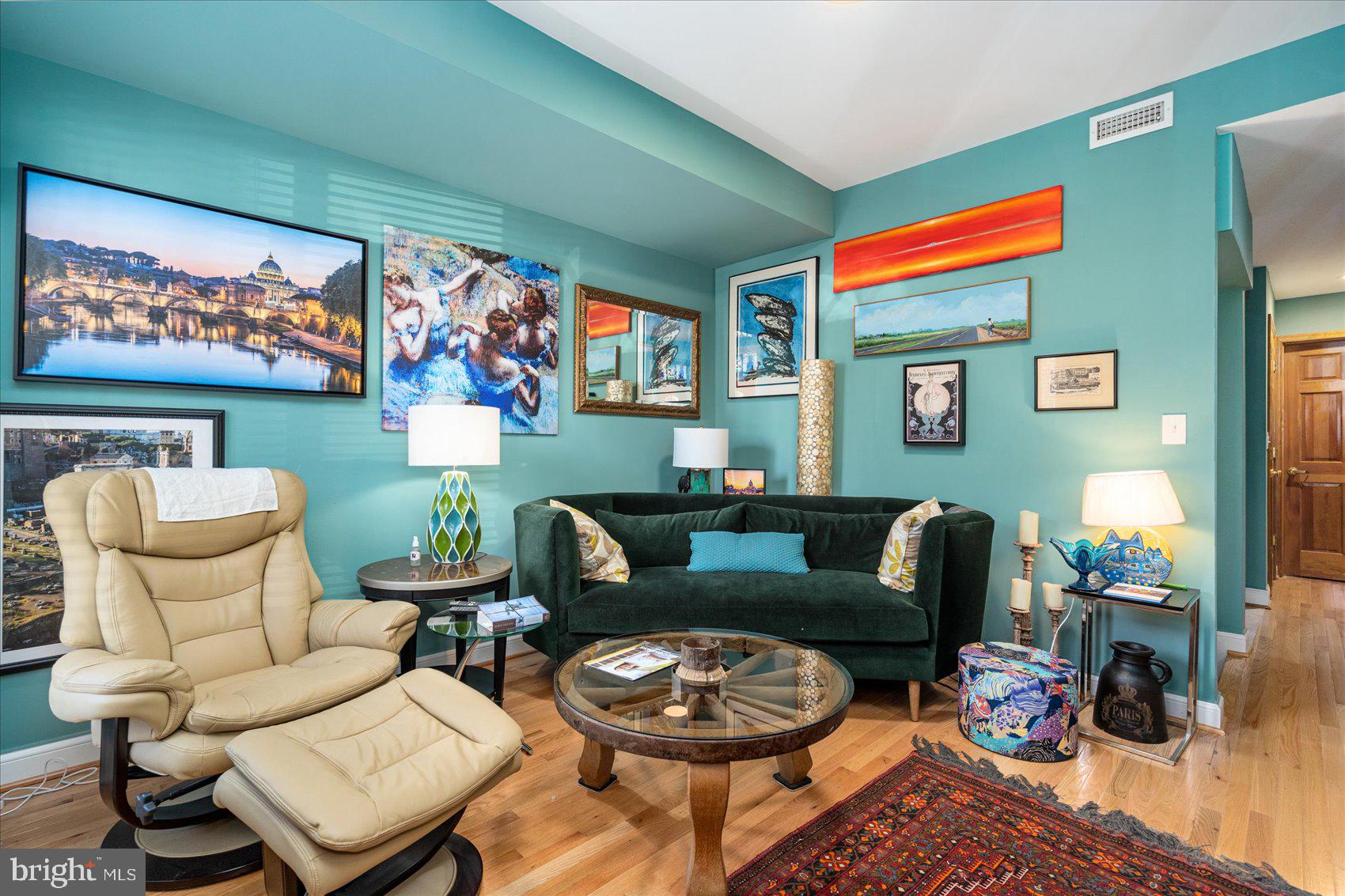 BUTCHERS HILL - Residential