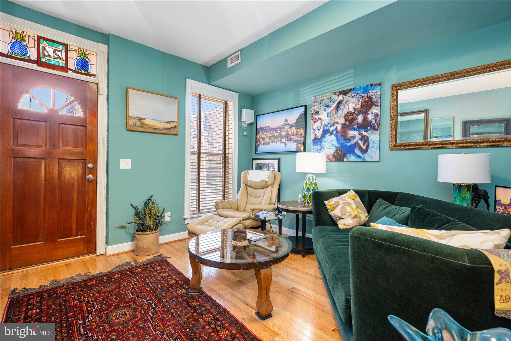 BUTCHERS HILL - Residential