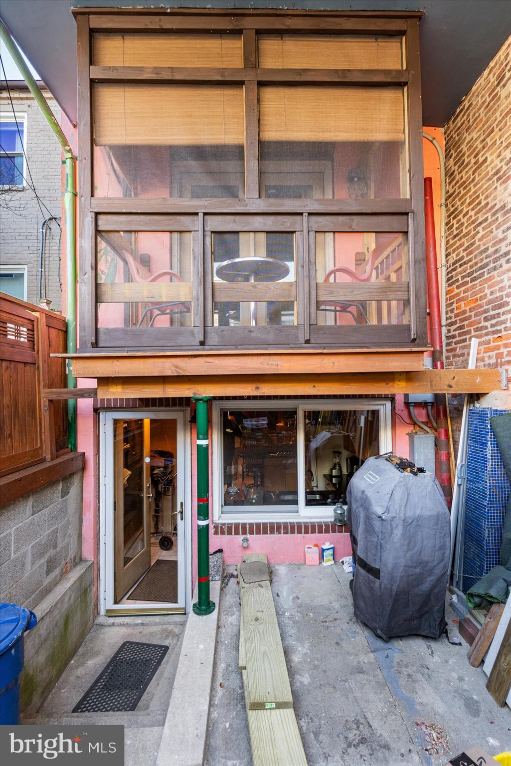 BUTCHERS HILL - Residential