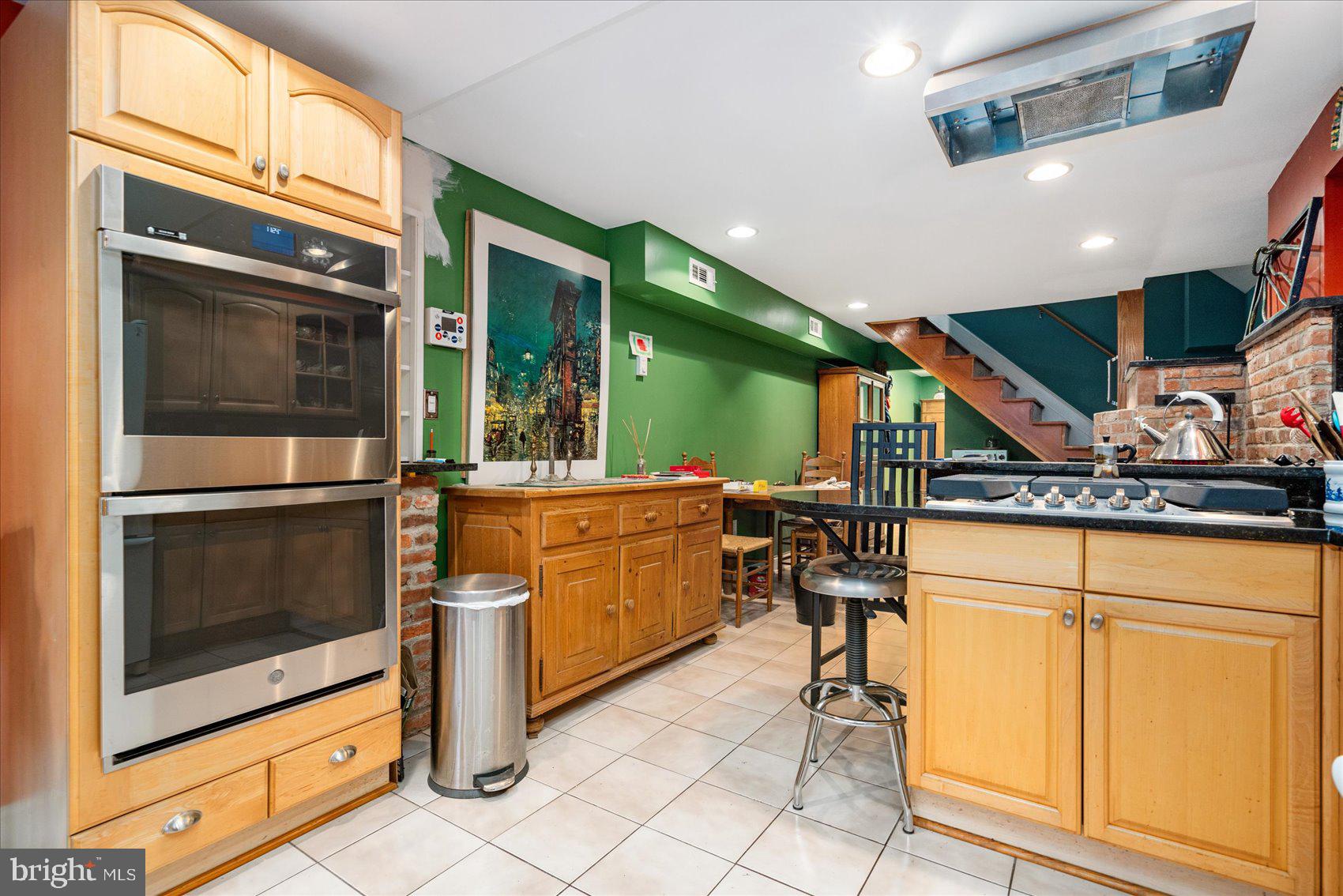 BUTCHERS HILL - Residential