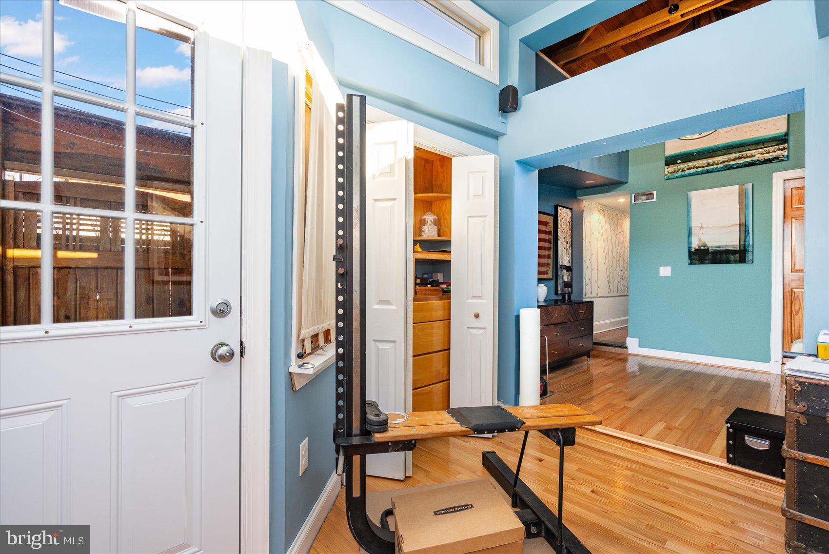 BUTCHERS HILL - Residential