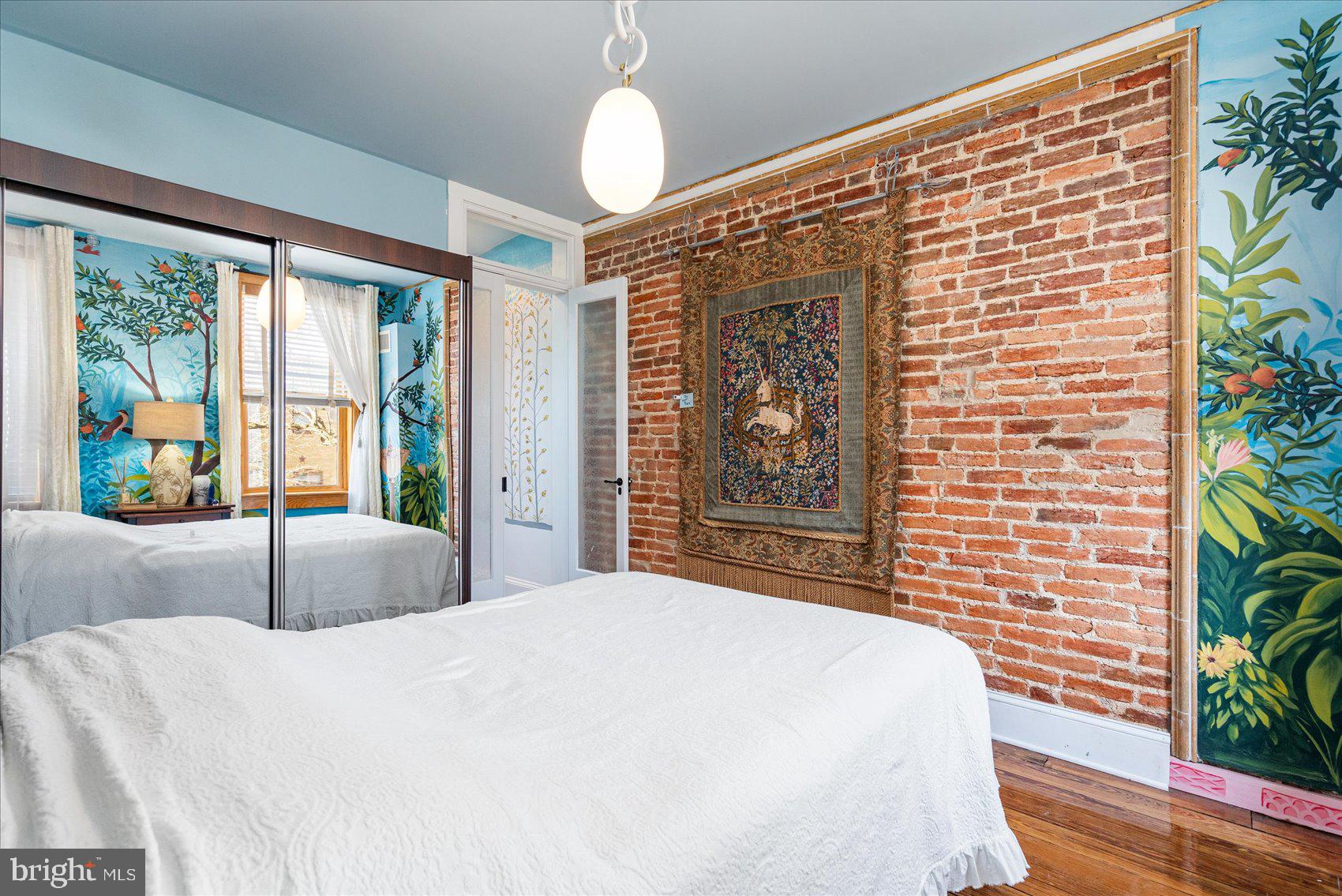 BUTCHERS HILL - Residential