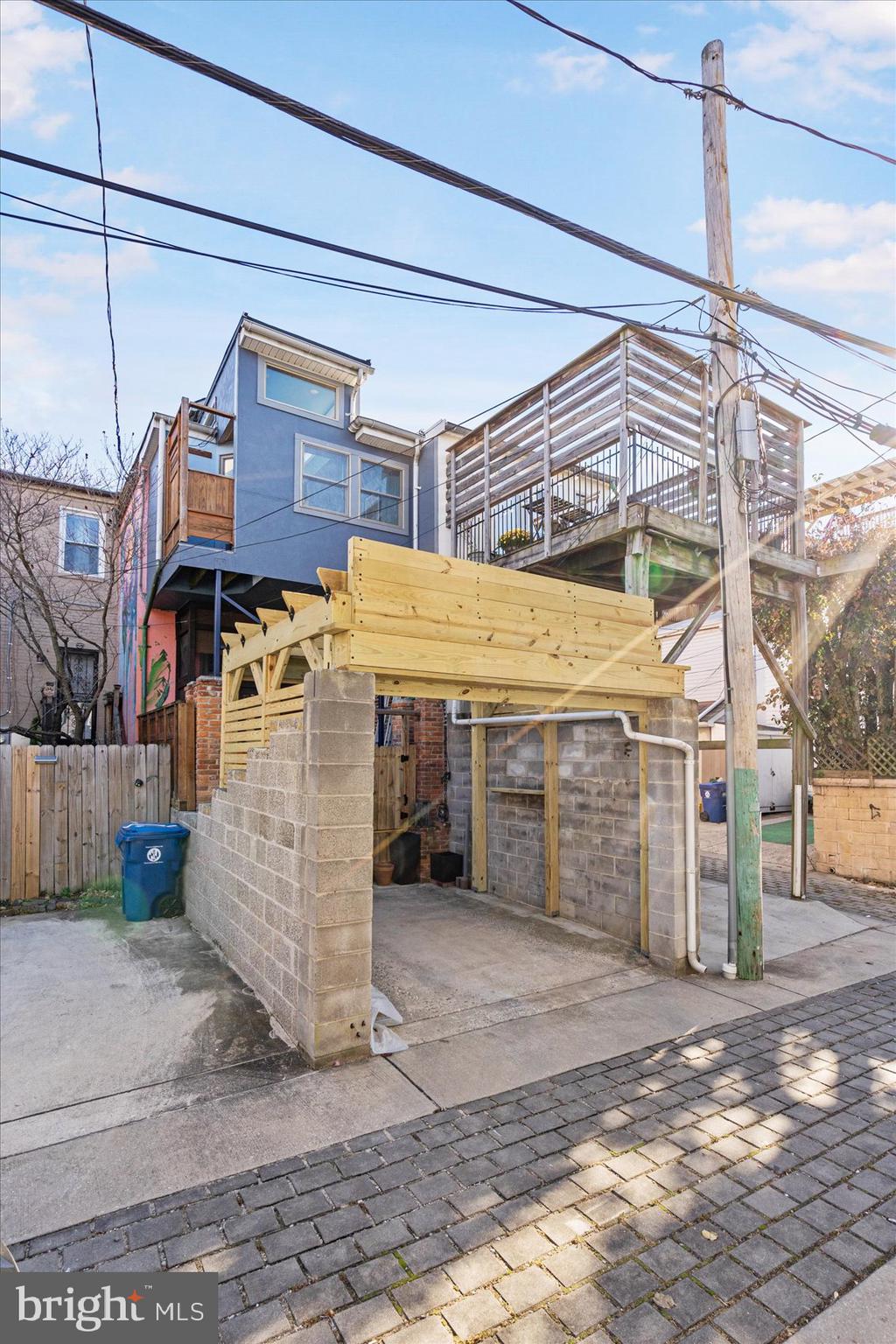 BUTCHERS HILL - Residential