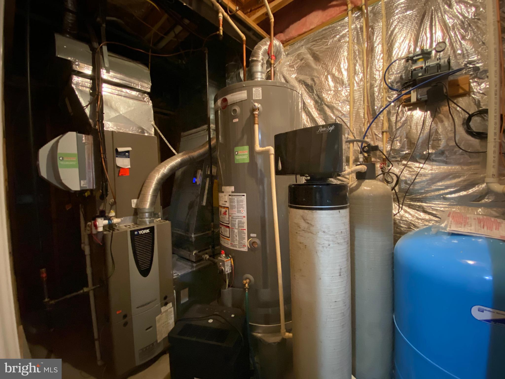 CHESTNUT HILLS - Residential