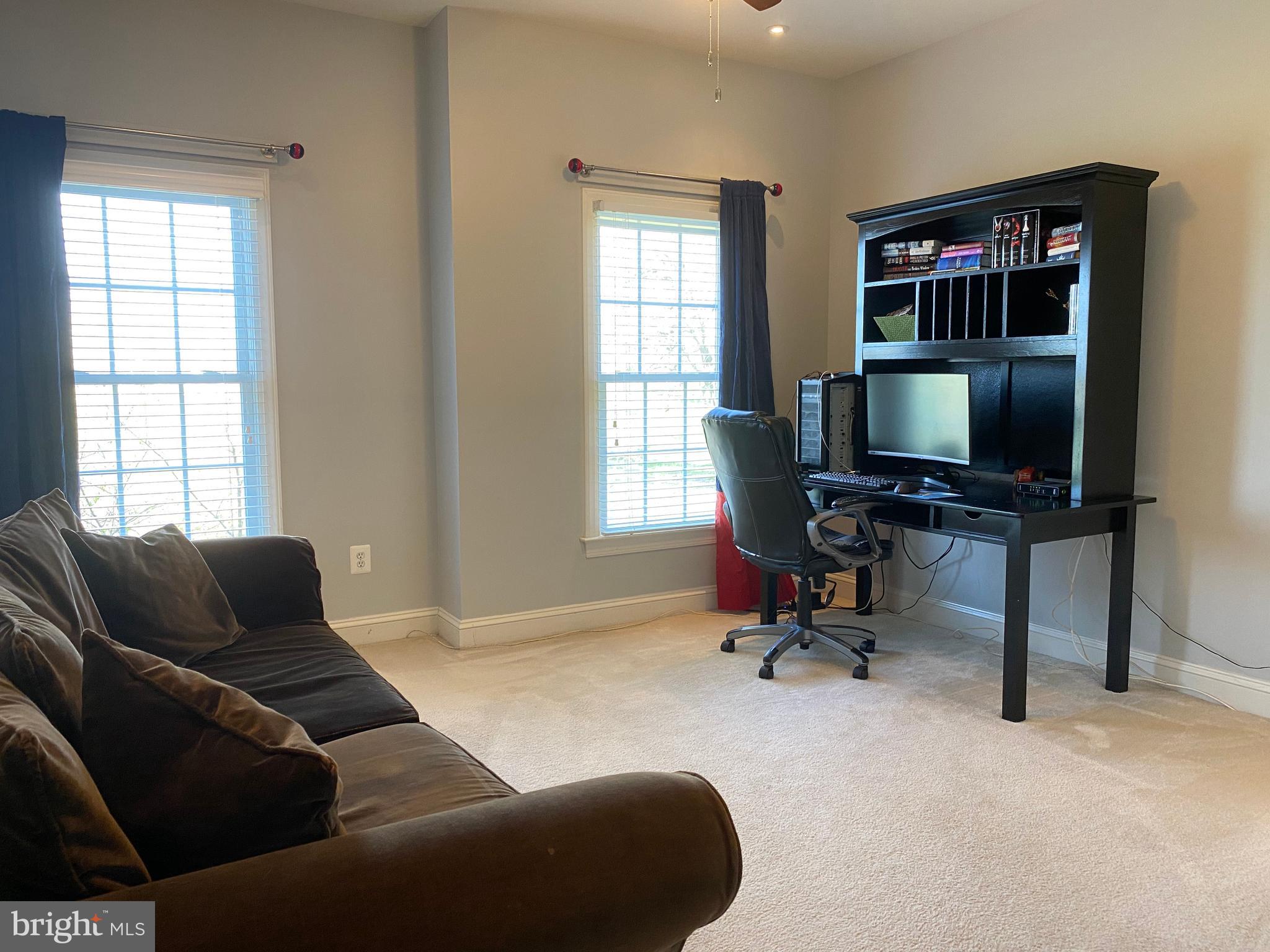 CHESTNUT HILLS - Residential