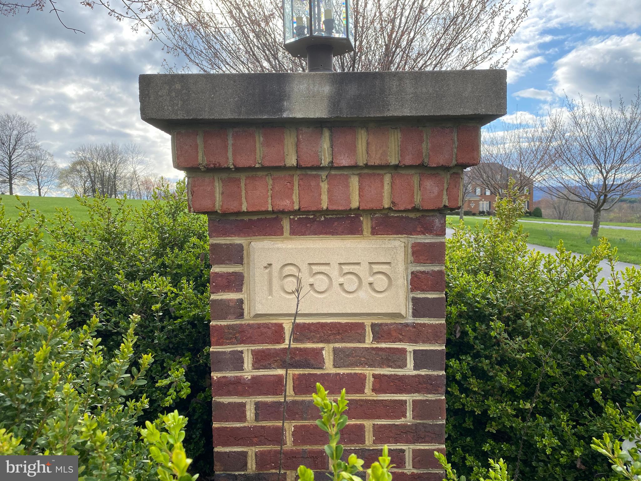 CHESTNUT HILLS - Residential