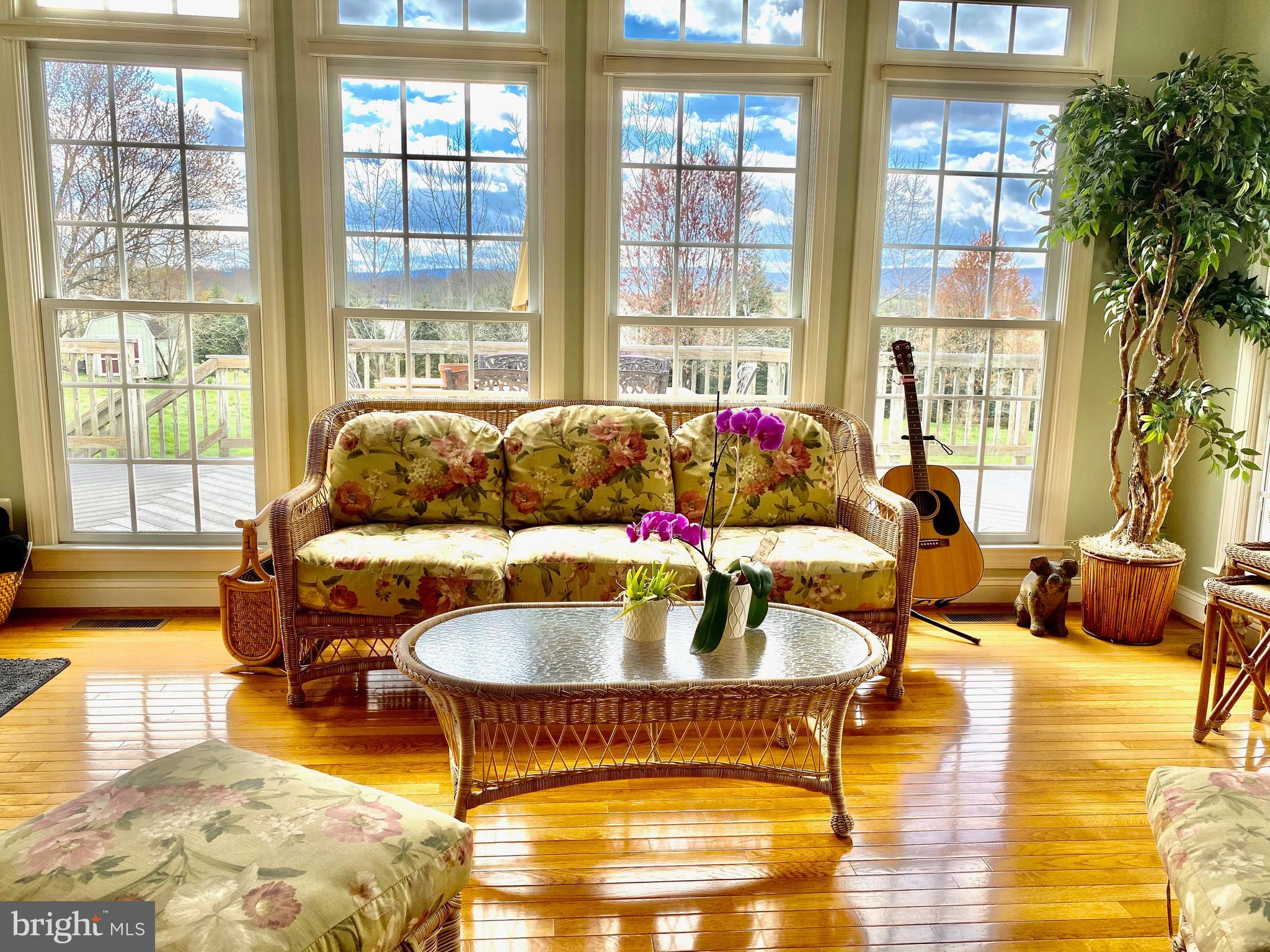 CHESTNUT HILLS - Residential