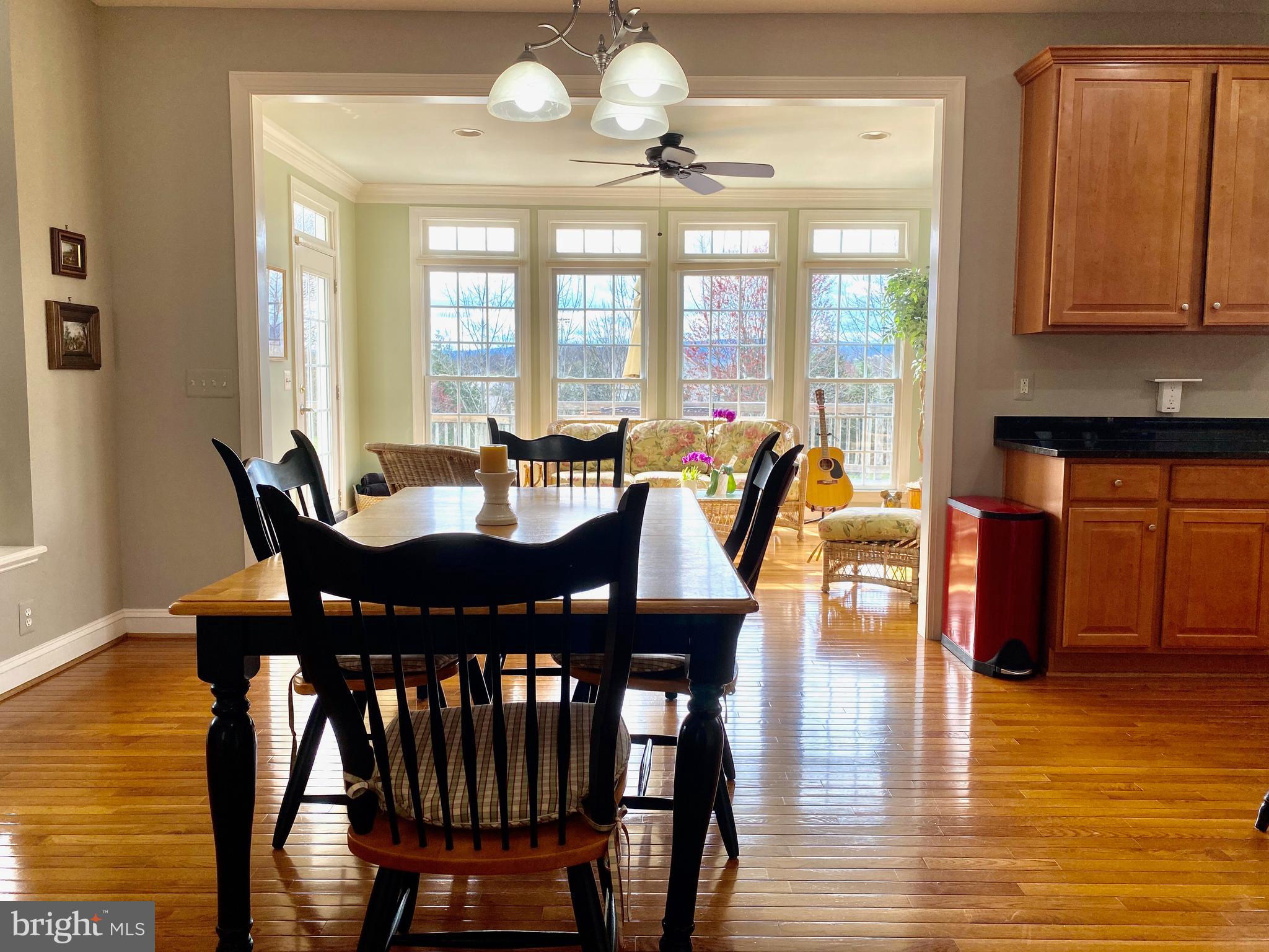 CHESTNUT HILLS - Residential