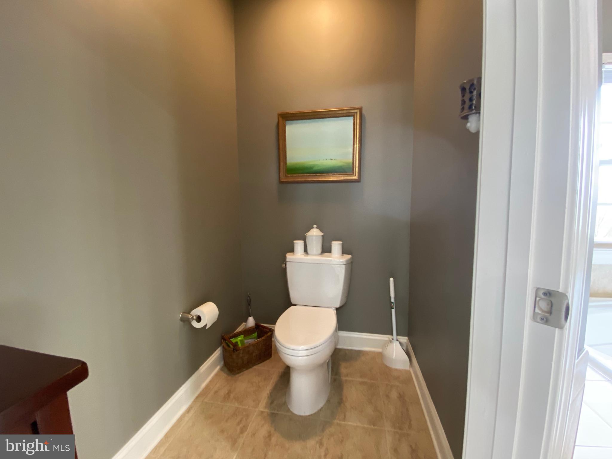 CHESTNUT HILLS - Residential