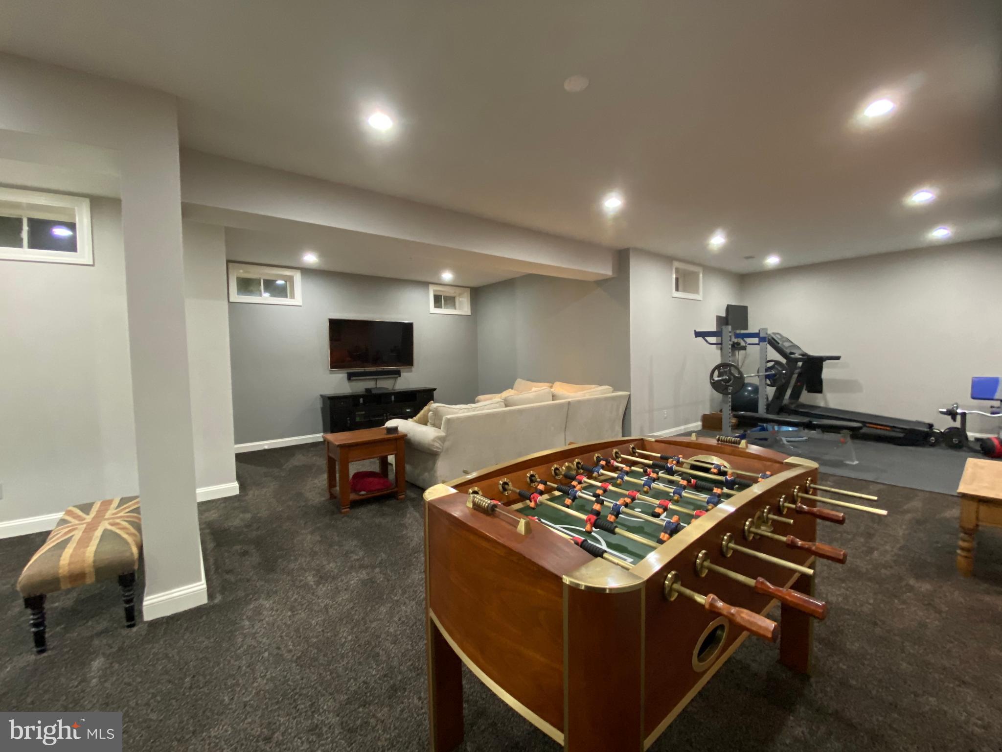 CHESTNUT HILLS - Residential