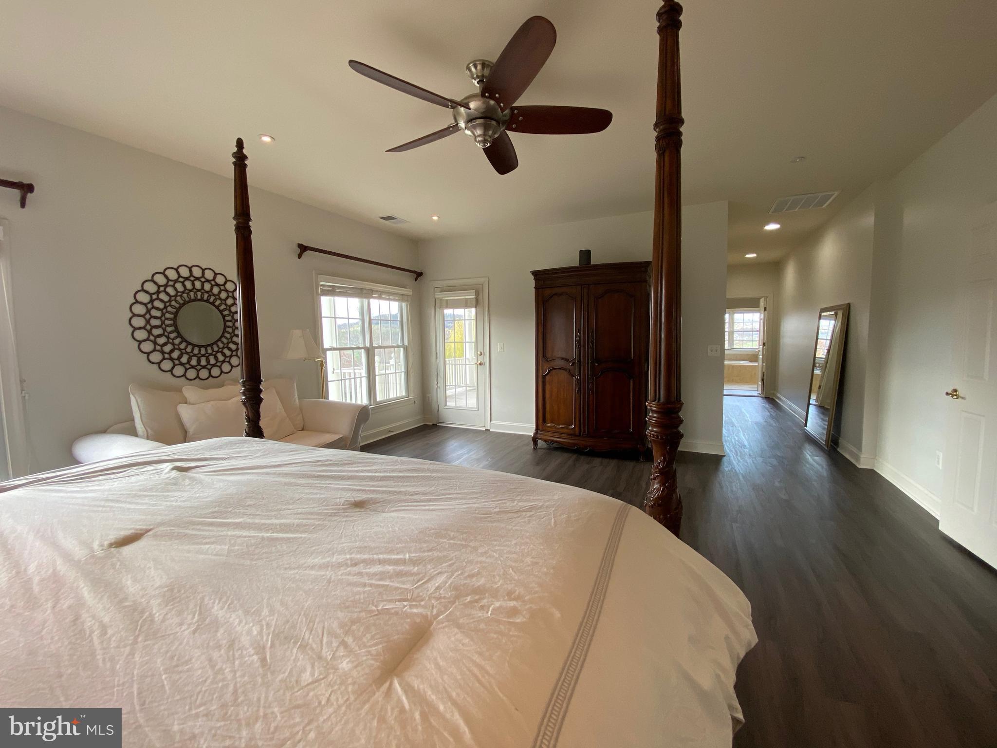 CHESTNUT HILLS - Residential