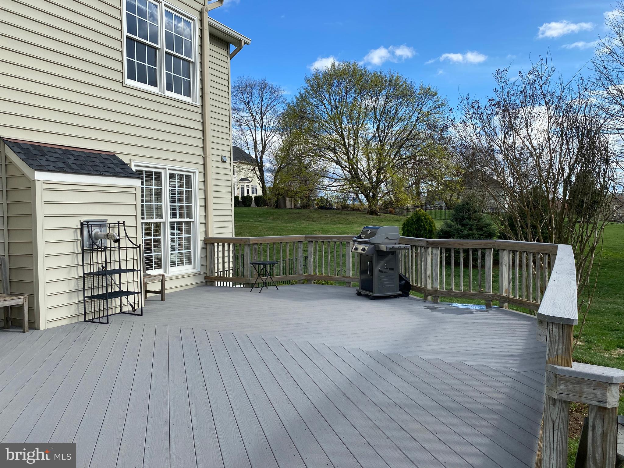 CHESTNUT HILLS - Residential