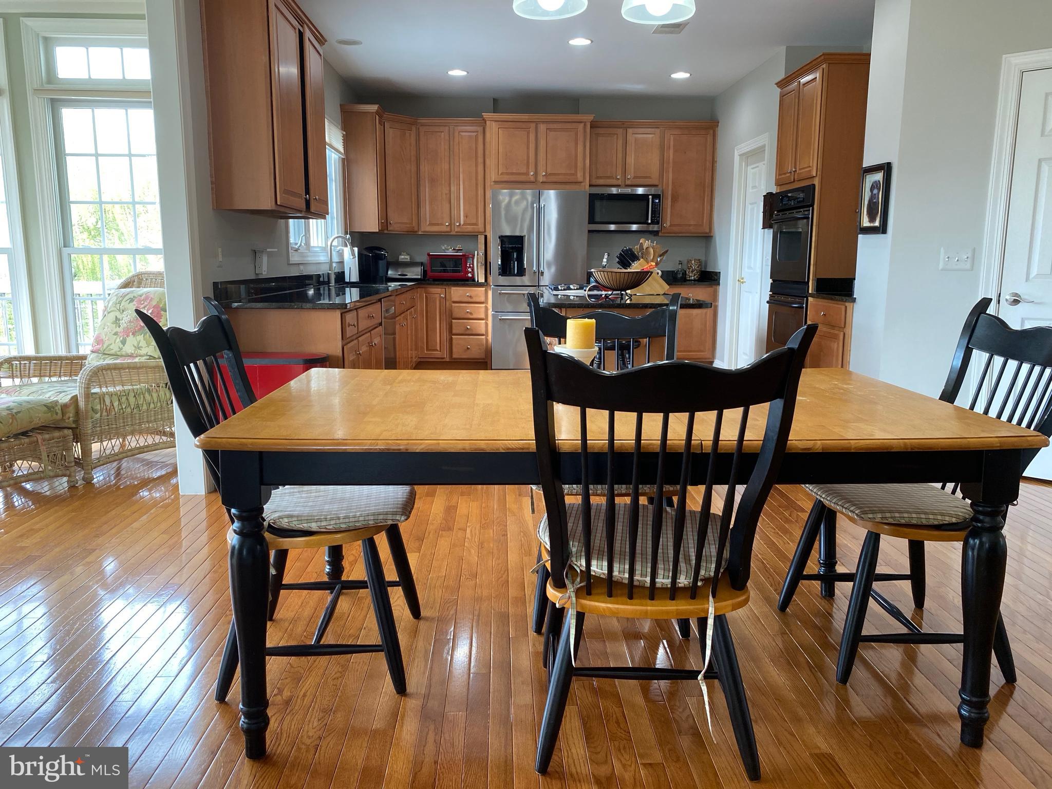 CHESTNUT HILLS - Residential