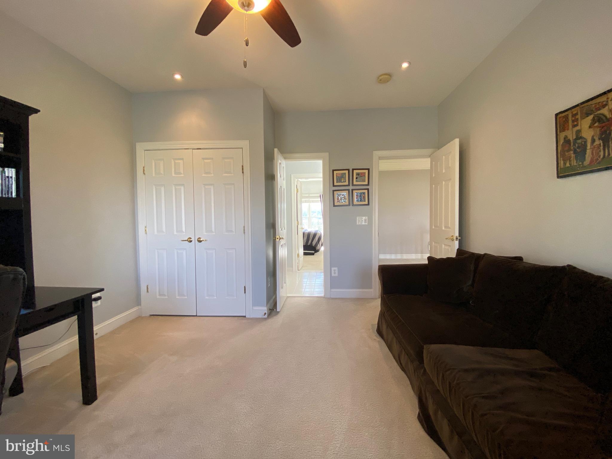 CHESTNUT HILLS - Residential