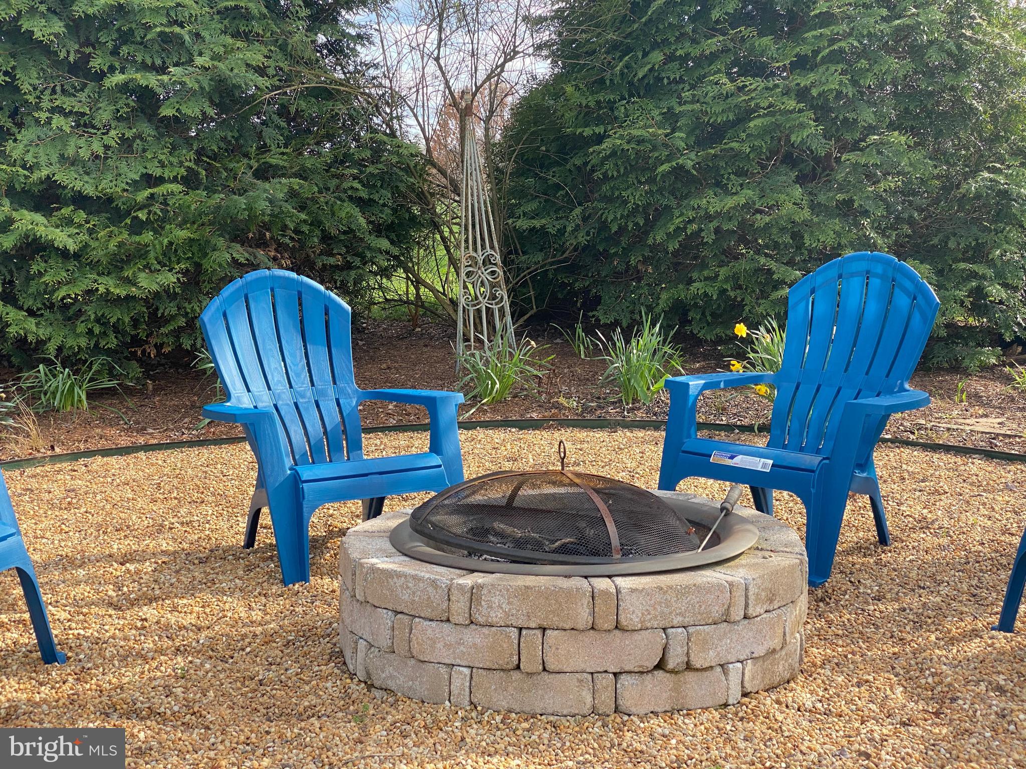 CHESTNUT HILLS - Residential