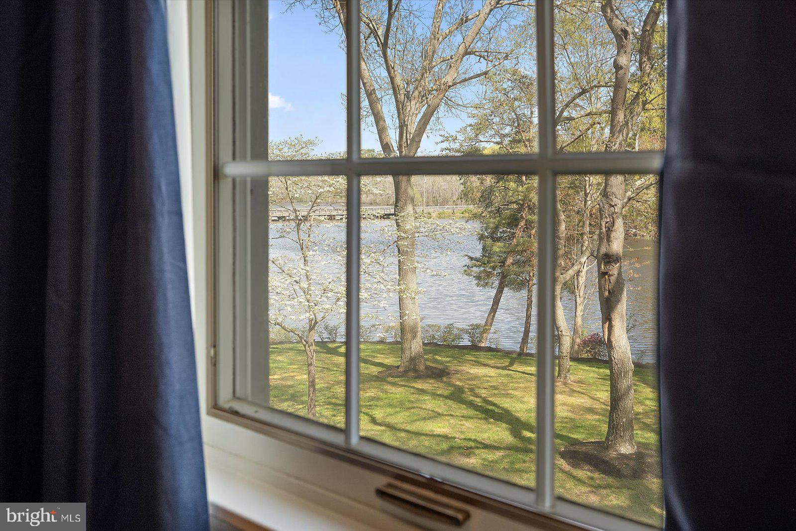 TONY TANK - Residential