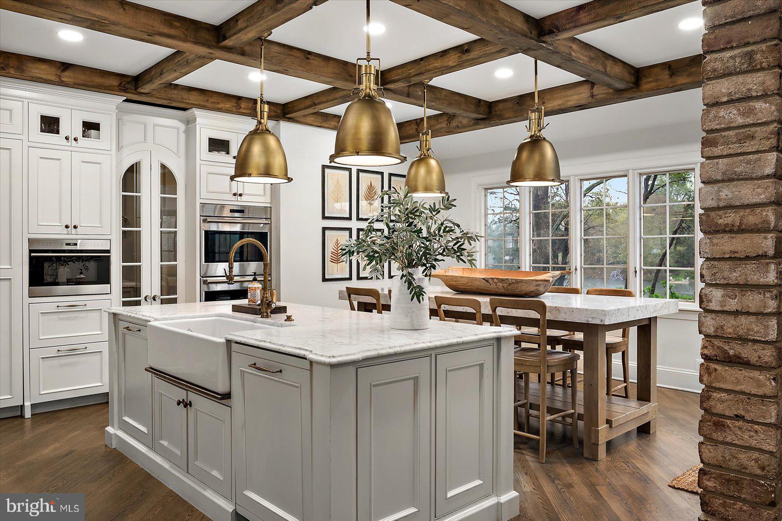 TONY TANK - Residential