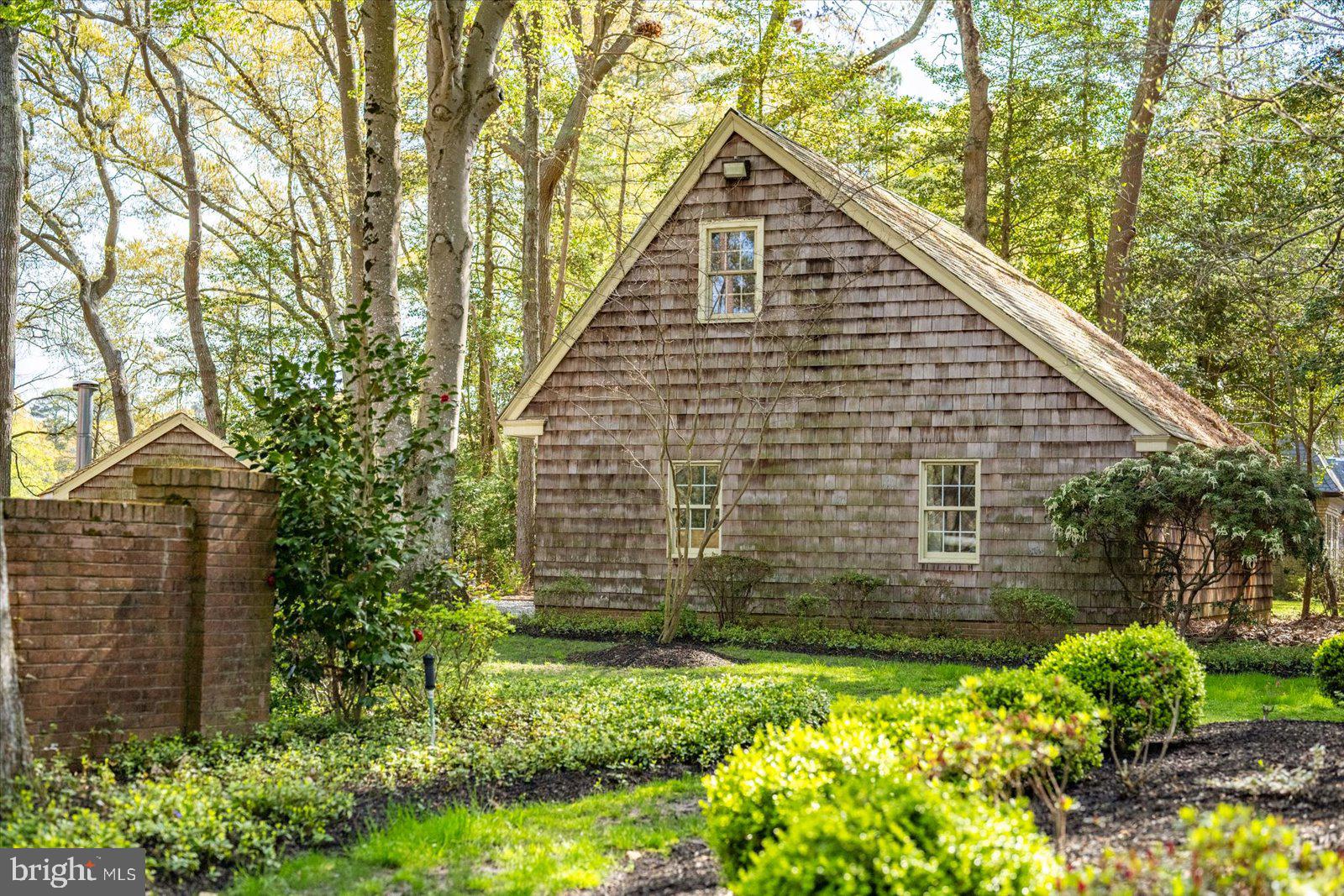 TONY TANK - Residential