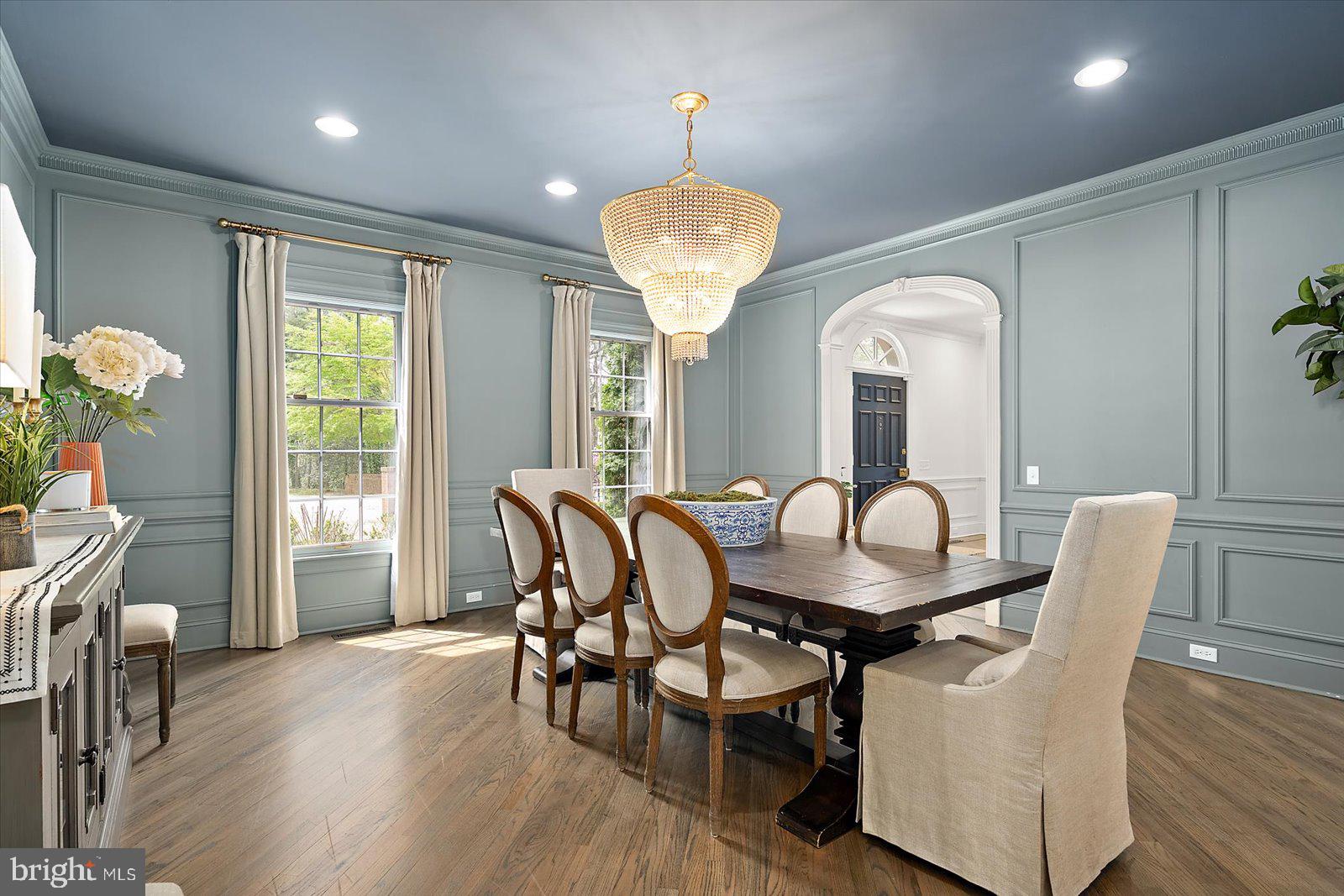 TONY TANK - Residential