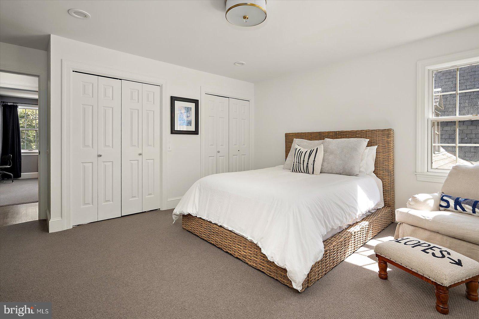 TONY TANK - Residential