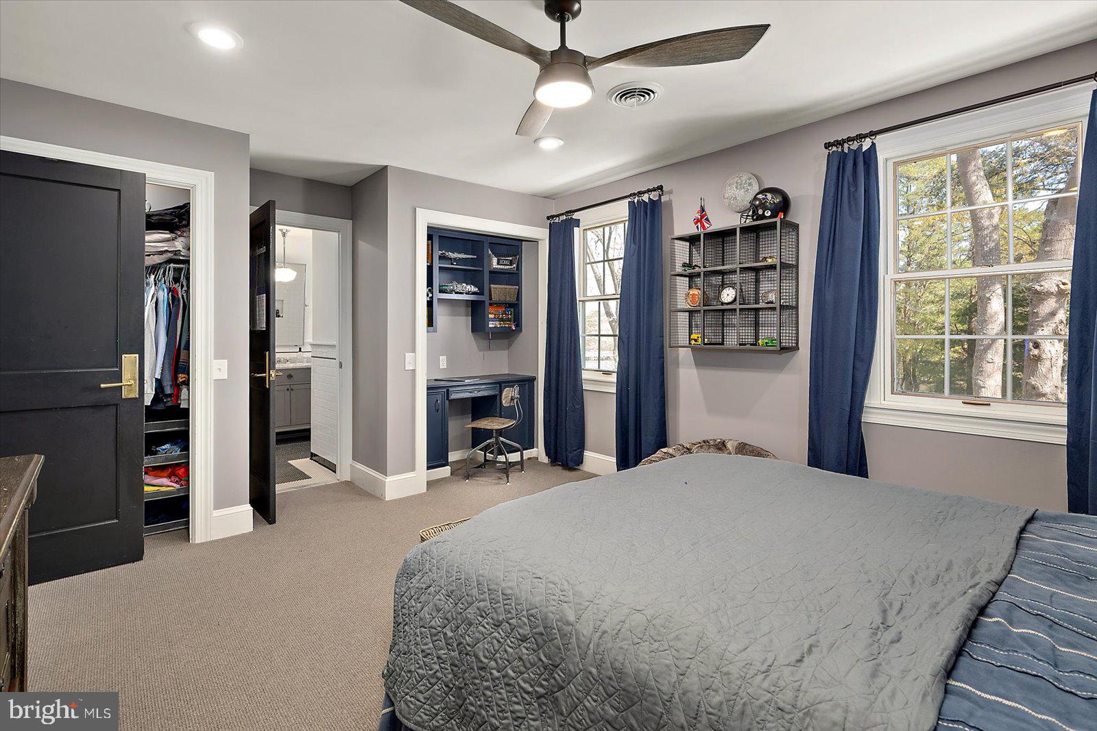 TONY TANK - Residential