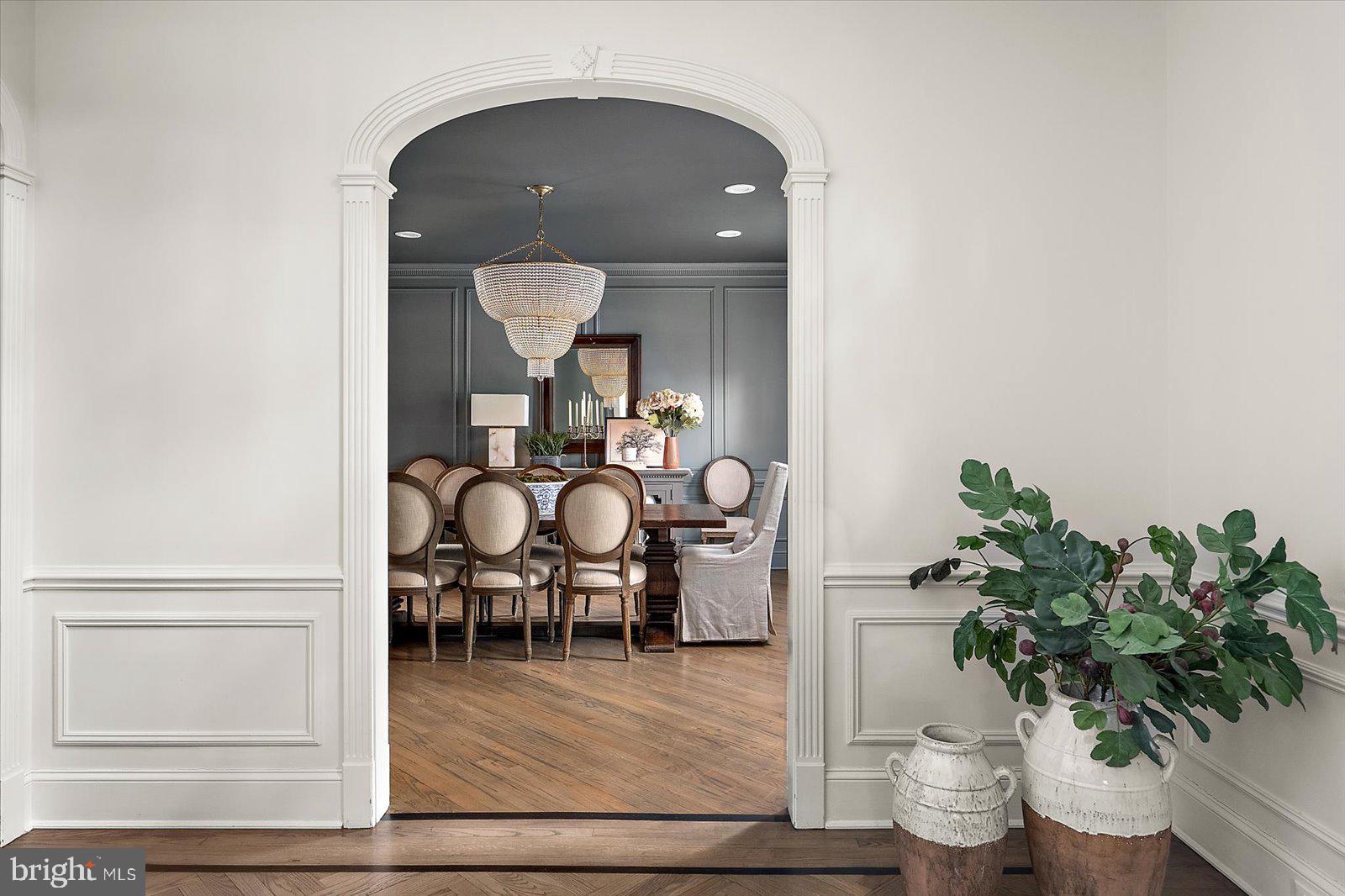 TONY TANK - Residential