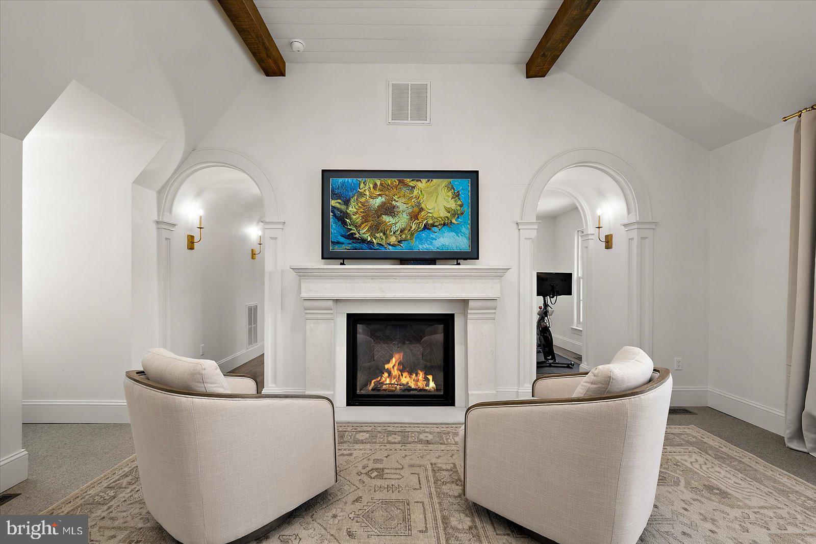 TONY TANK - Residential