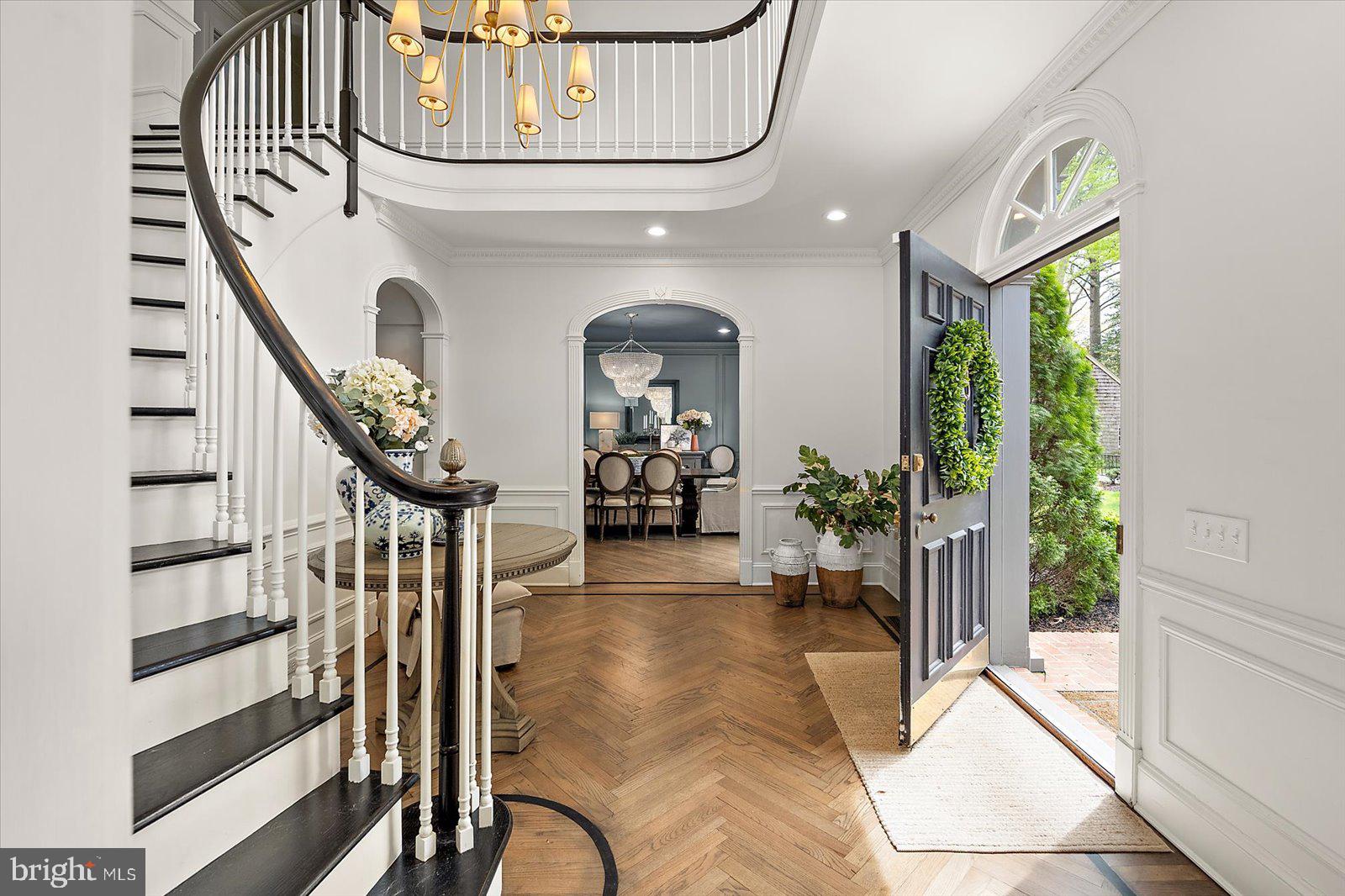 TONY TANK - Residential