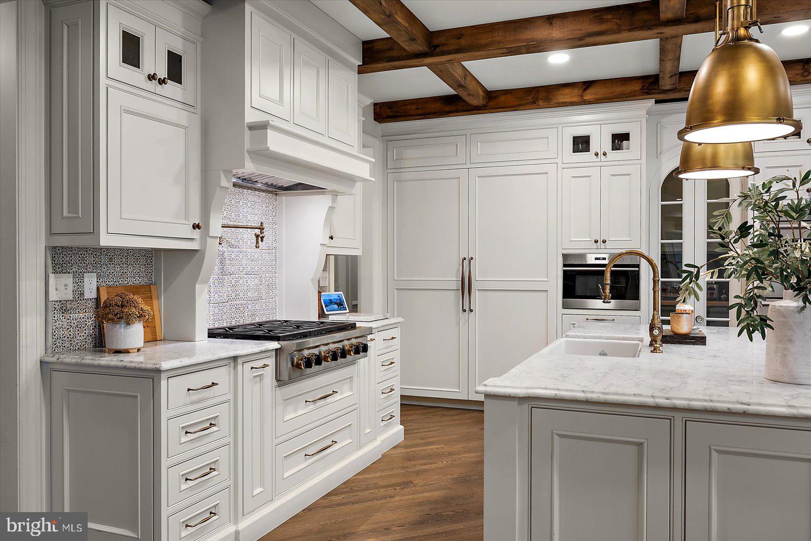 TONY TANK - Residential