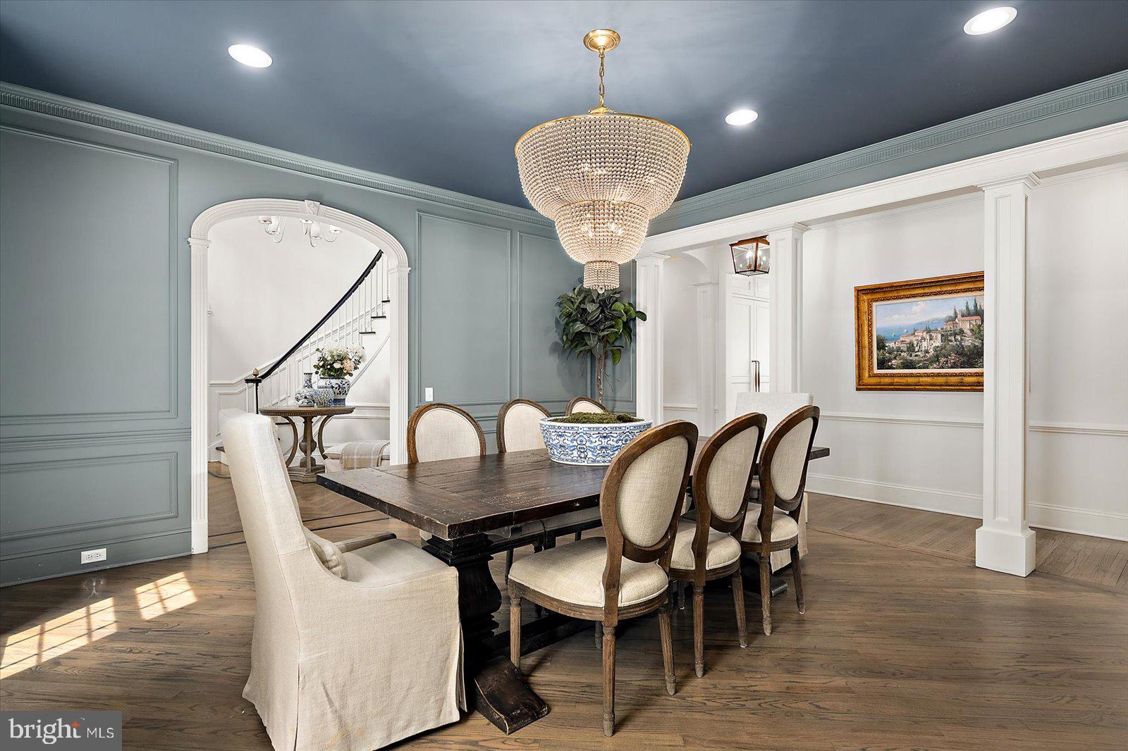 TONY TANK - Residential